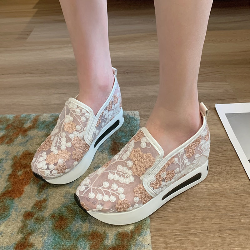 Spring Summer Hole shoes Woman Flat Platform Women Shoes Slip On Women's Thick Soled Female Shoe Chunky Heels Vulcanized shoes Pink
