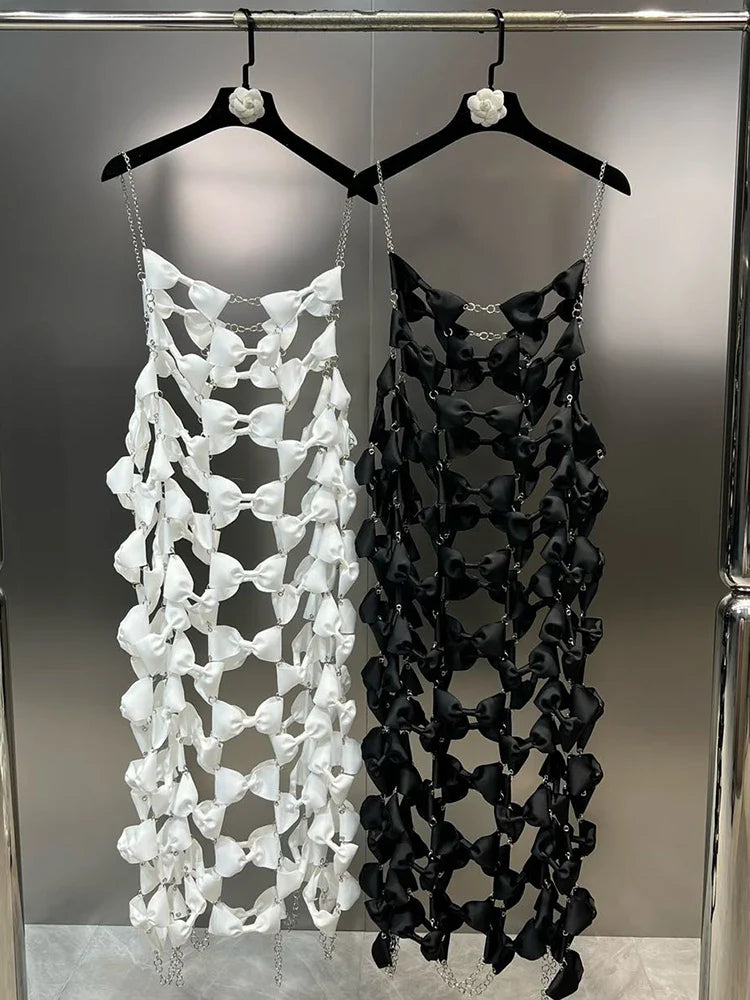 DEAT New Items Women's Metal Chain Bow Spliced Hollow Out Dress Spring Backless Sleeveless Pullover Dresses Female 11XX6527