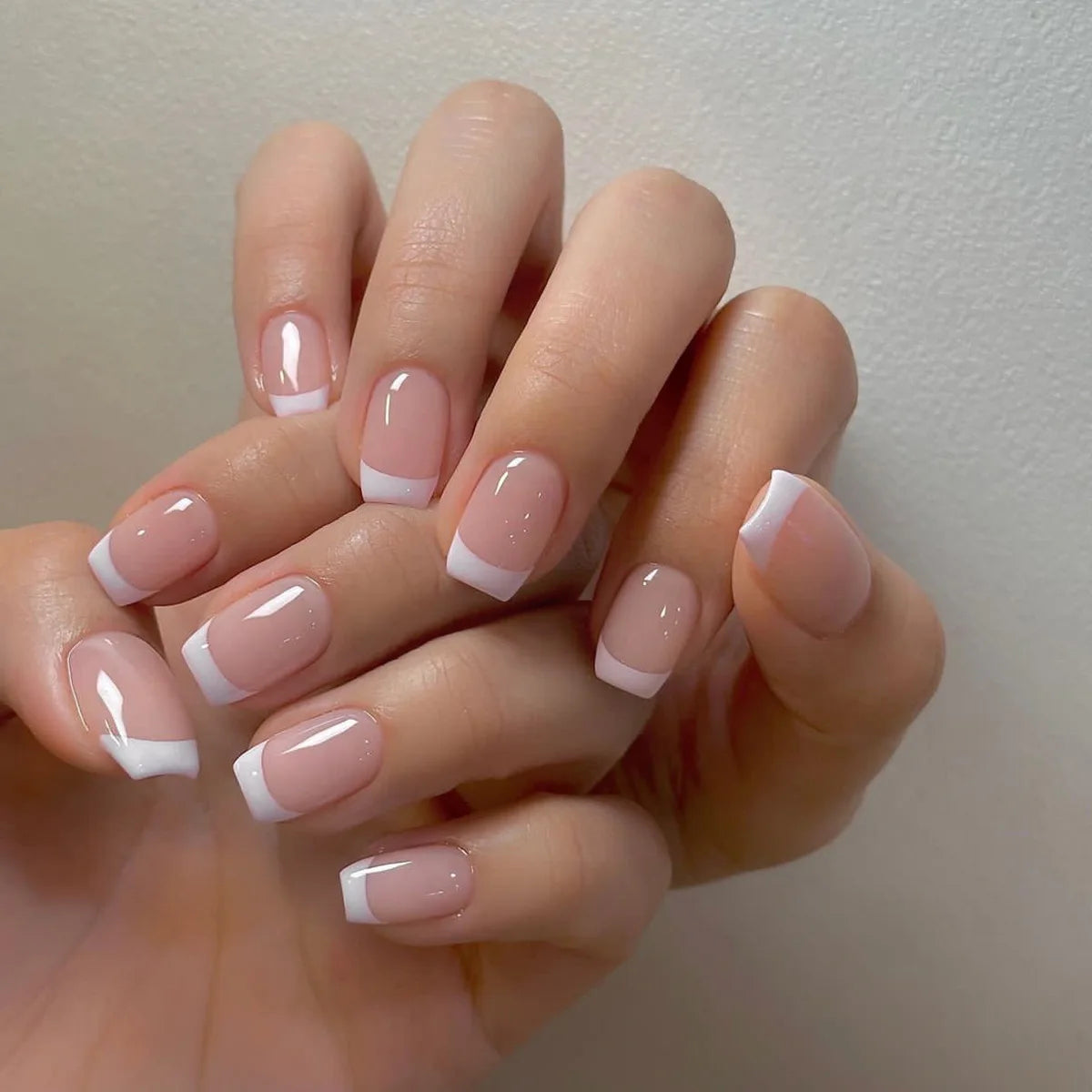 24pcs/set short square fake nails for women cute bride heart white french tips faux ongles y2k press on false nail supplies 1005