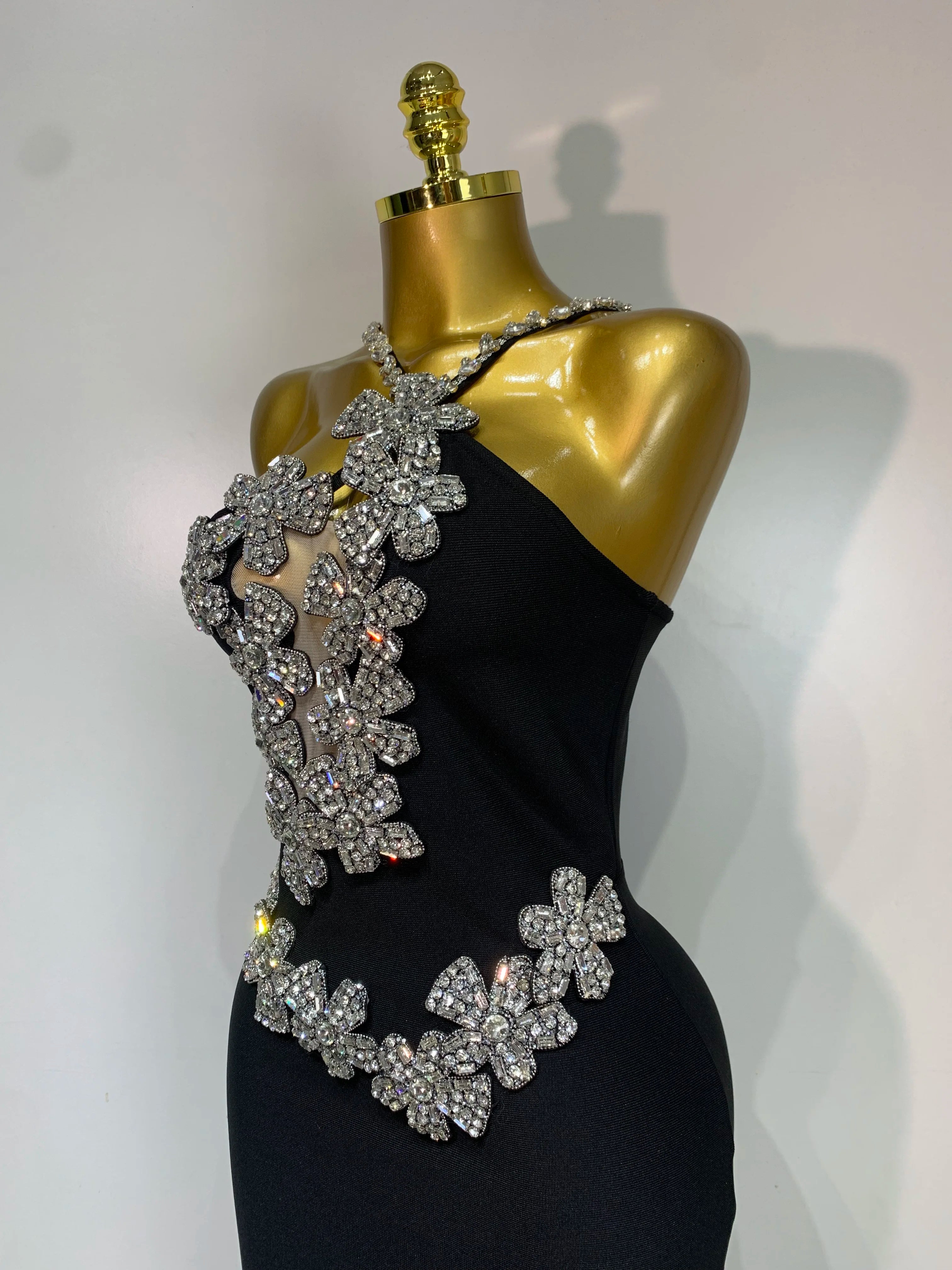 Women Sexy Shining Beading White Maxi Long Bodycon Bandage Dresses Celebrity Birthday Evening Party Elegant Knitted Clothing