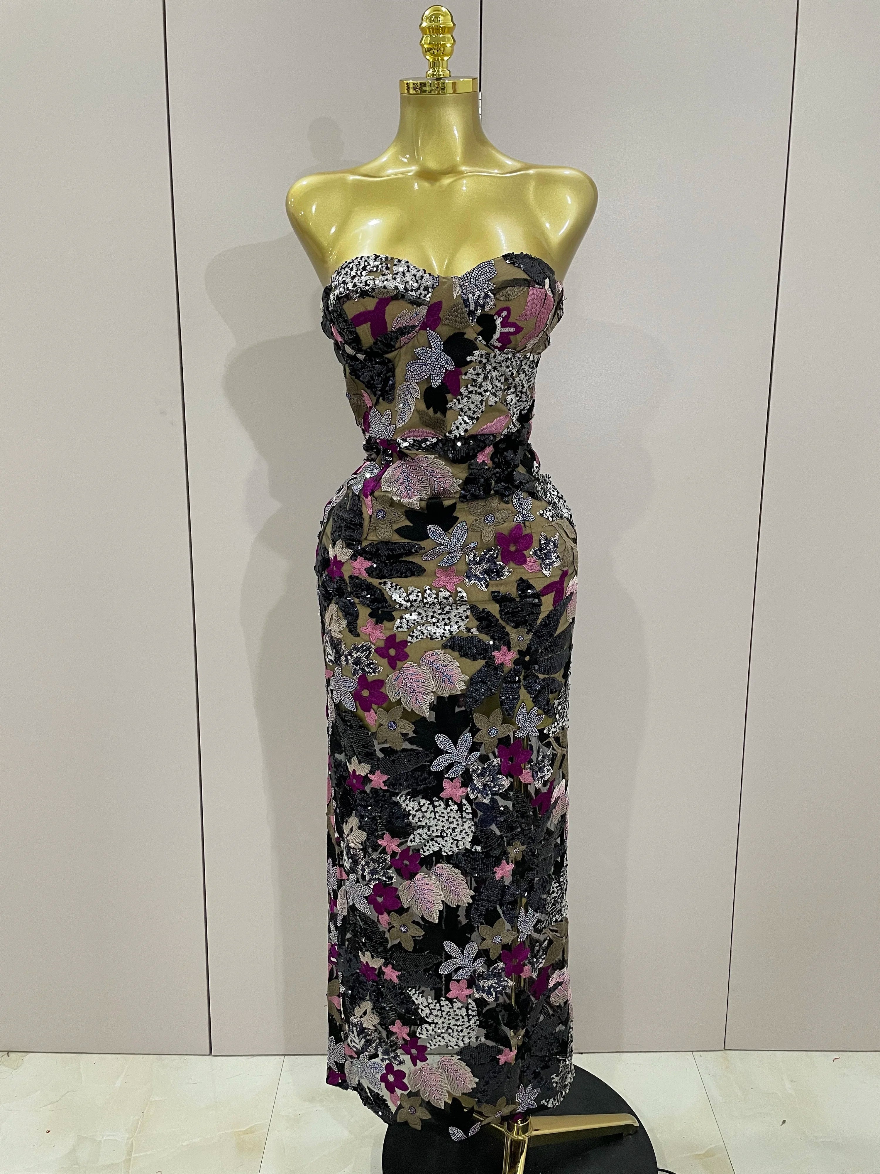 2025 New Sexy Strapless Floral Sequin Long Dress Women Sequins Flower Backless Long Slim Dress Evening Party Runway Gown Dress black