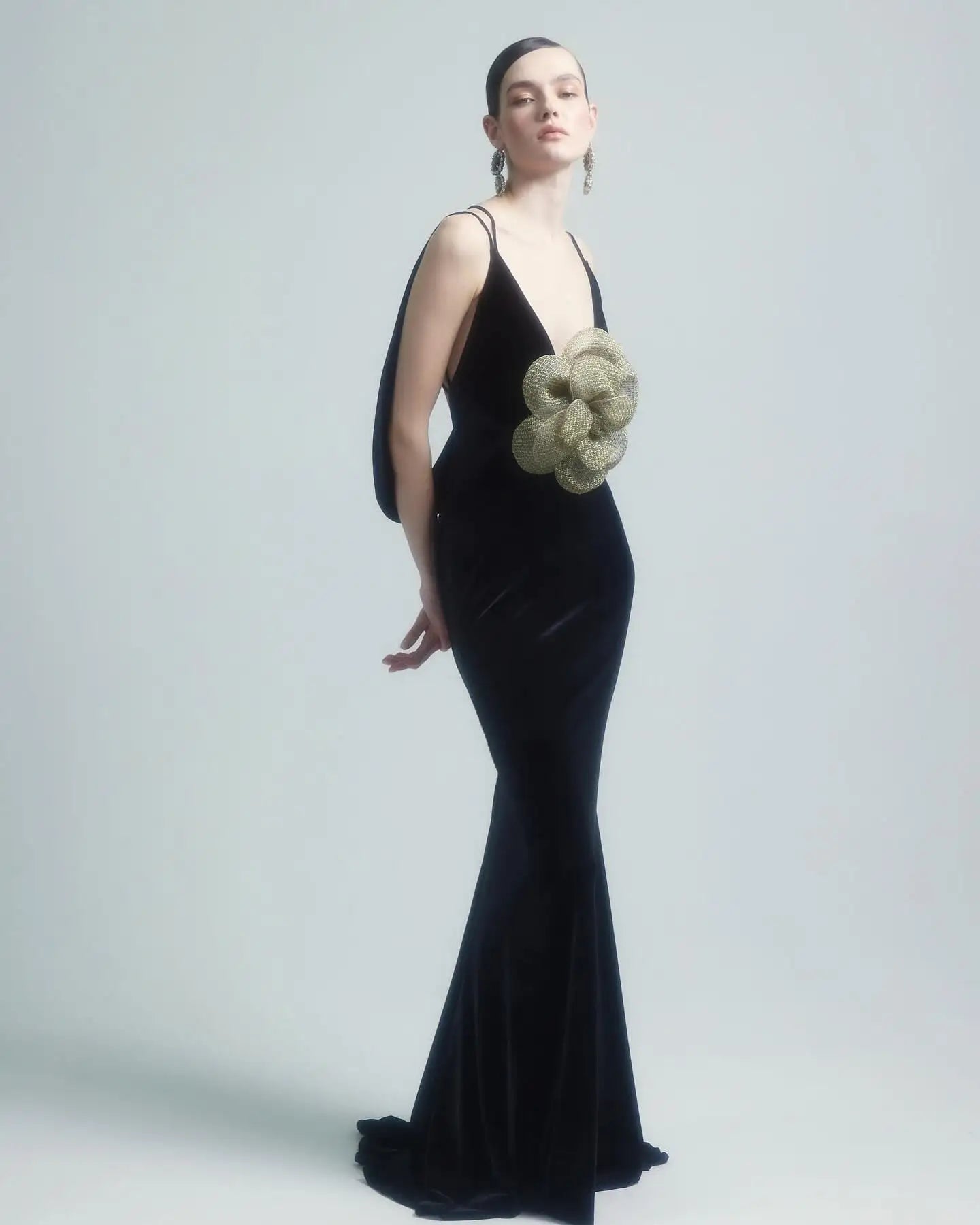 Women Sleeveless Sexy V-Neck Golden Florals Bodycon Long Dress Backless Vintage Evening Party Celebrate Dress