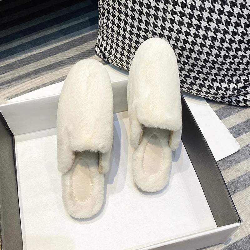 women's plush flat slippers Winter Home and Outdoor Shoes Fashionable fur warm design work and office mules Large size 41-44 Ivory