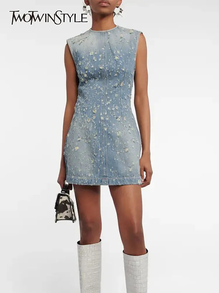 Denim Hollow Out Dresses For Women Round Neck Sleeveless Tunic Patchwork Pockets Vintage Dress Female Fashion Style