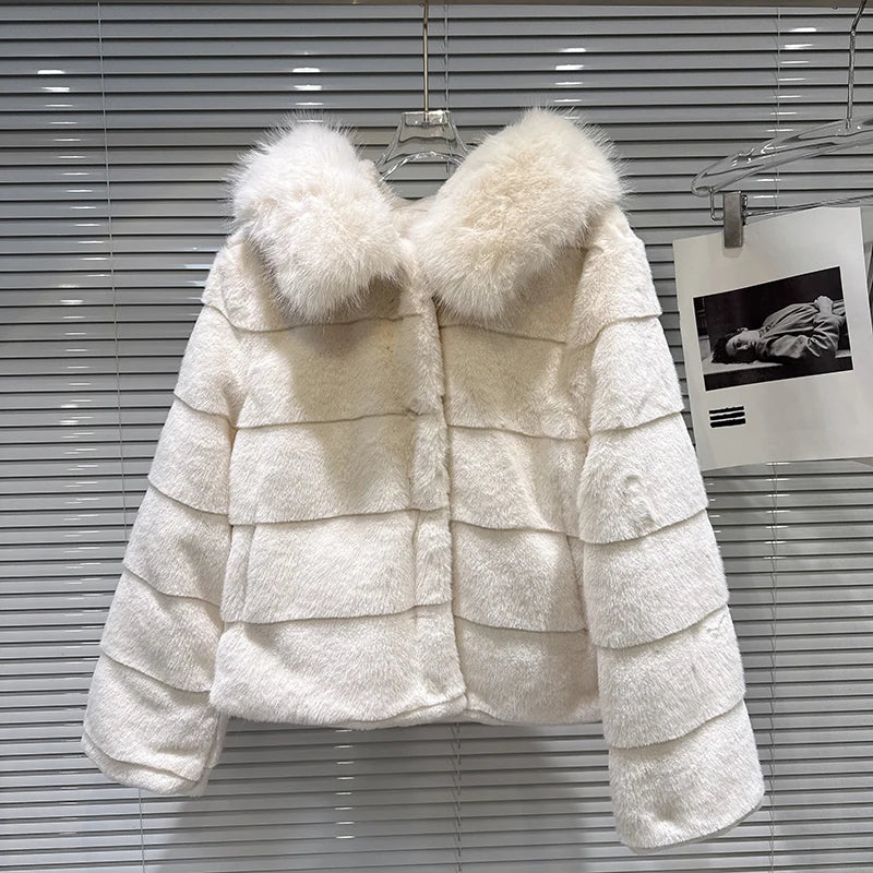Winter New Sweet Temperament Hooded Warm Faux Fur Short Coat For Women High Quality Soft Jacket Female Trendy 11A07696 Creamy-white
