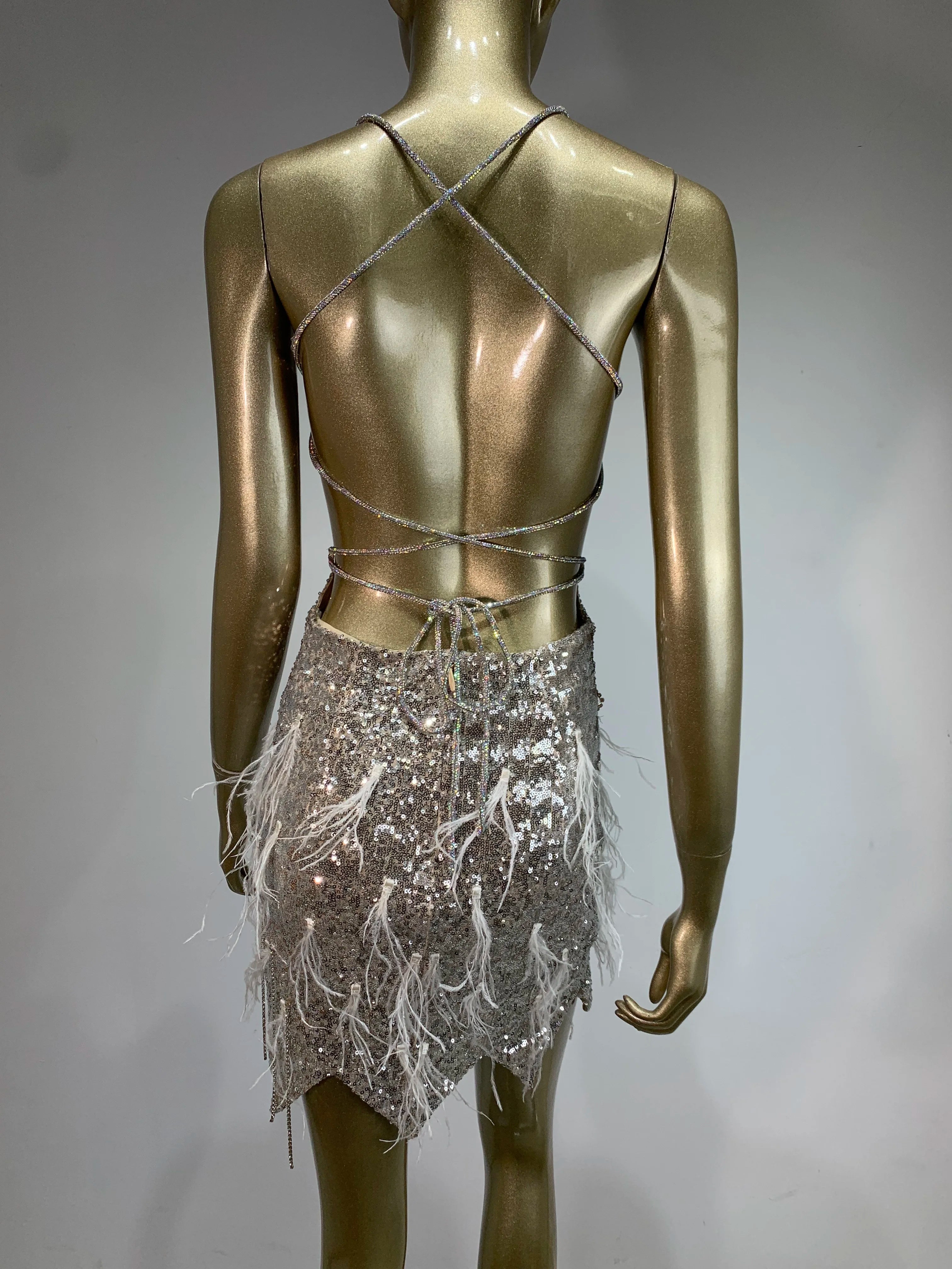 Women Sexy V Neck Mirrow Feather Sequins Silver Mini Bodycon Dress 2024 Elegant Party Evening Stage Performance Dress Vestido