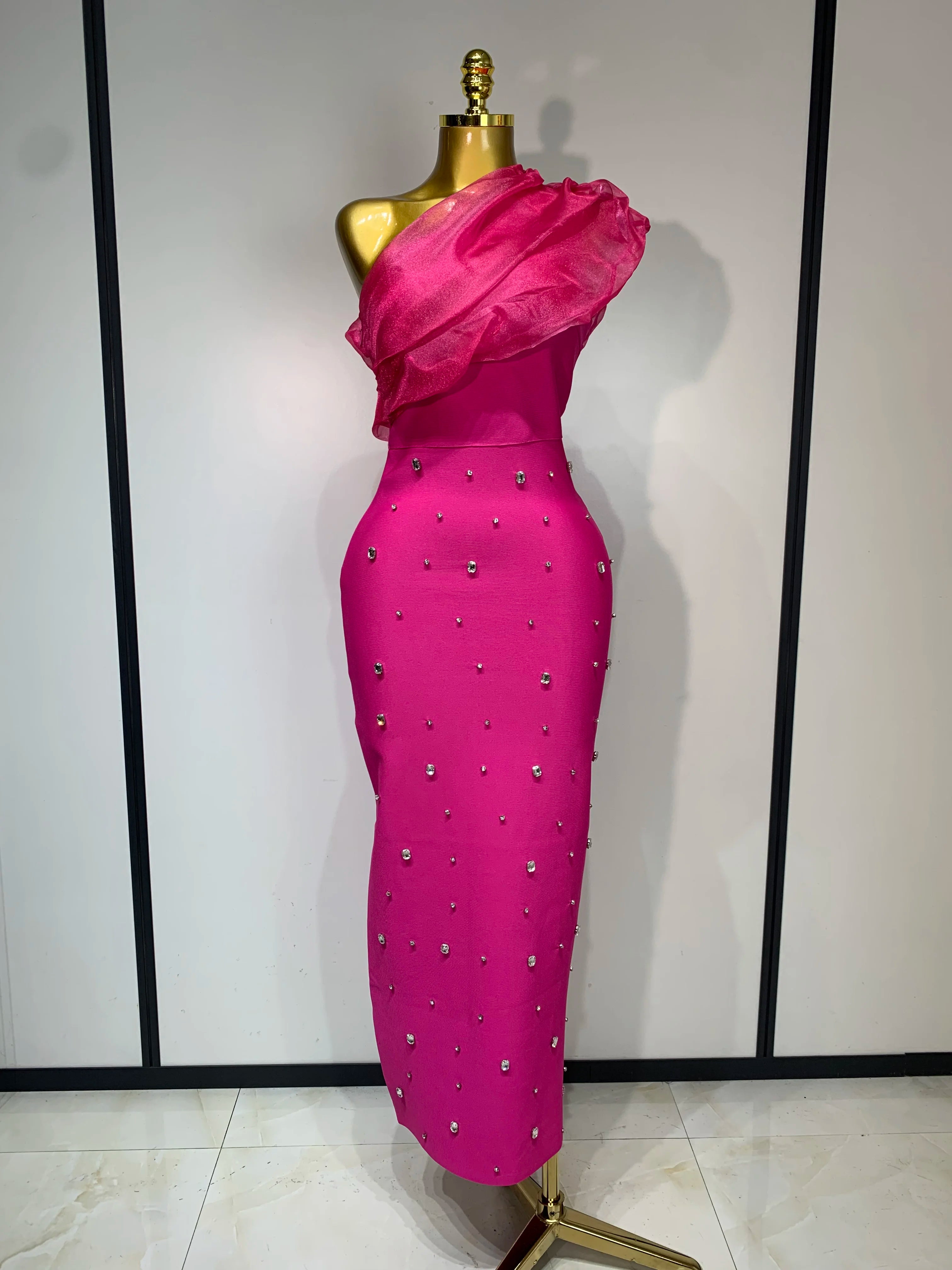 Women Sexy One Shoulder Shinning Crystal Bodycon Bandage Long Dress Celebrate Birthday Elegant Evening Party Club Outfit Rose Red