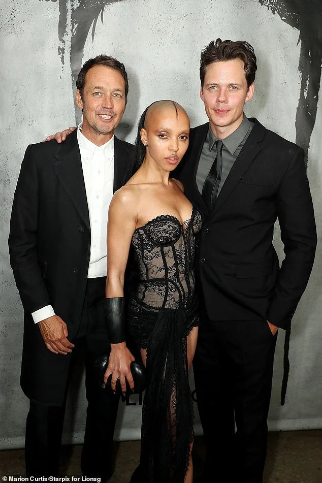 Top Women Sexy Strapless Lace Bodycon Draped Mini Dress Celebrity Red Carpet TV Show Performance Stage Wear