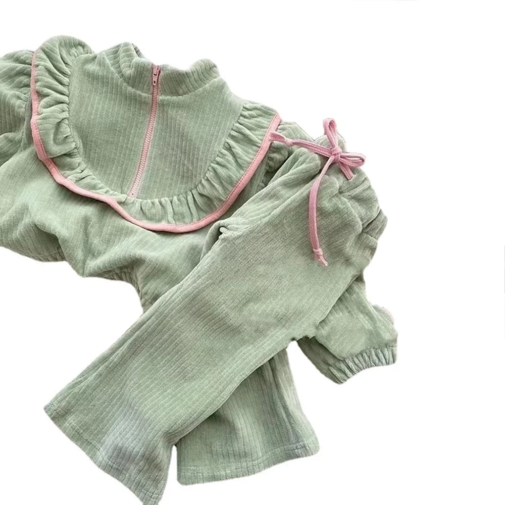 Spring and Autumn Girls Long Sleeve Hoodie Bell Bottoms Two-piece Childrens Fashion Small Casual Sports Suit