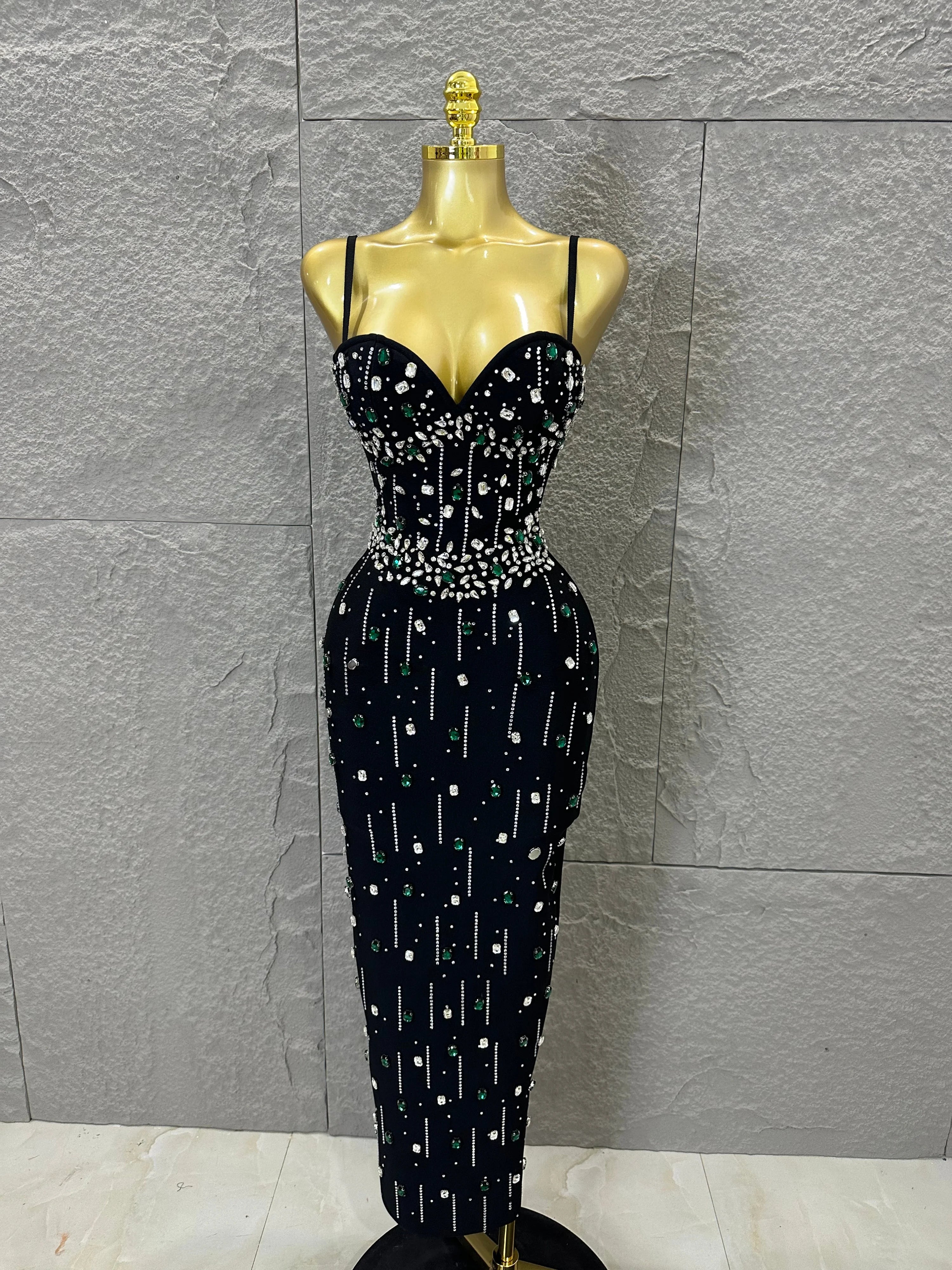 Sophisticated Black Bandage Midi Dress Women Spaghetti Strap Sweetheart Neck Rhinestone Emerald Bodycon Evening Gown