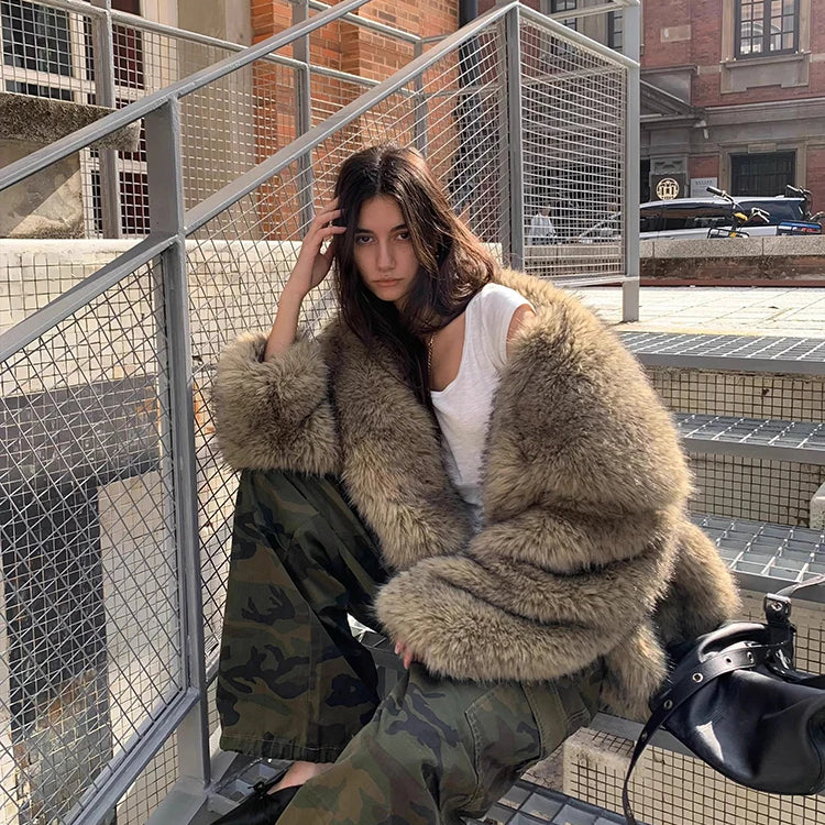 Nerazzurri Winter Thickeed Warm Soft Hairy Shaggy Faux Fur Coat Women Loose Casual Fluffy Jacket 2025 Luxury Chic Furry Cardigan