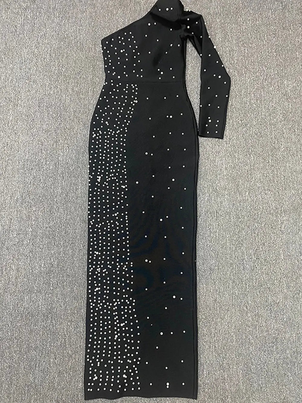 2024 Sexy Women's Light Luxury Pearl Design Bandage Dress with Diagonal Collar One Shoulder Long Sleeve Bodycon Christmas Dress black