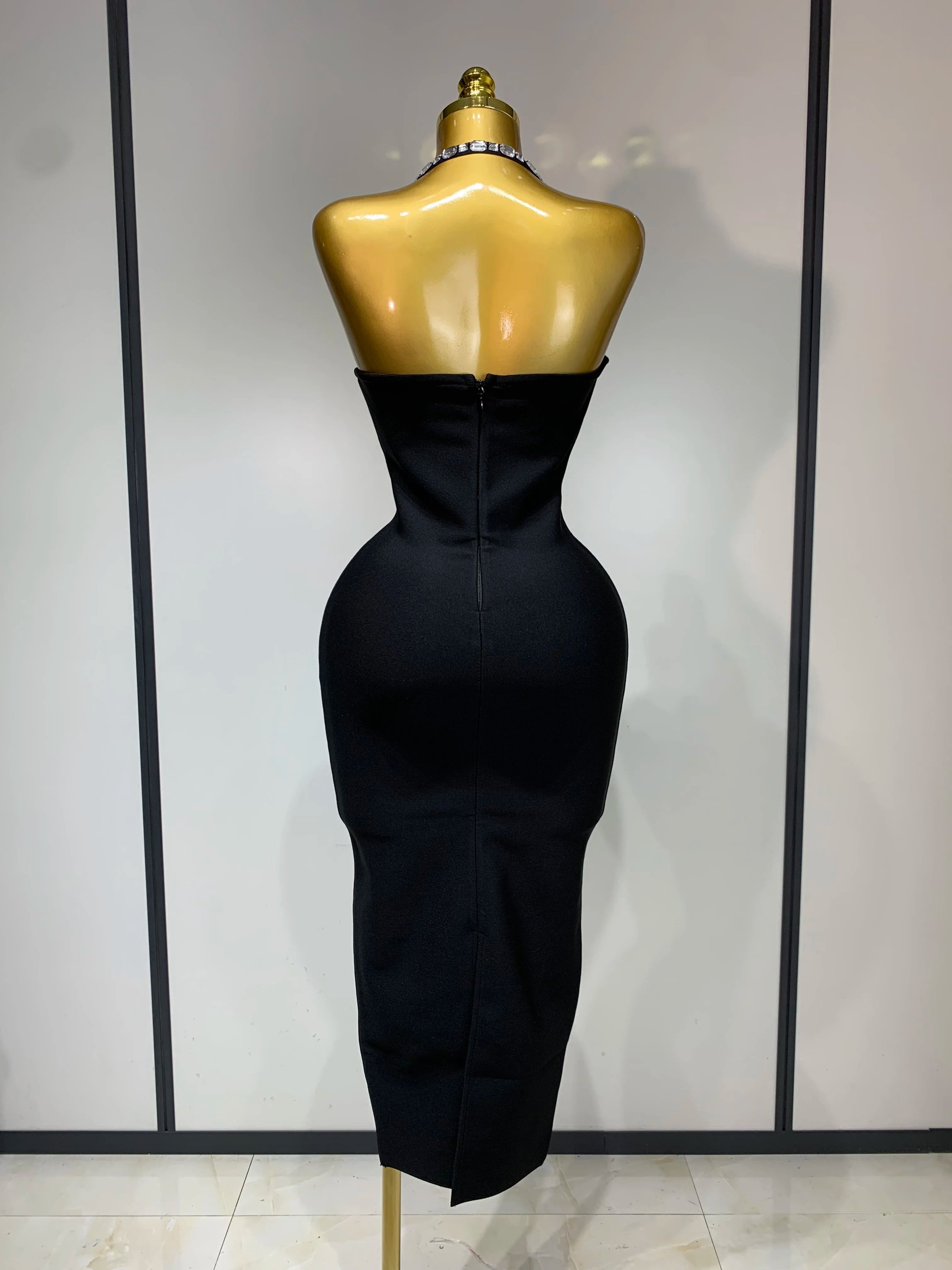 Women Sexy Halter Backless Diamonds Black Sleeveless Bodycon Bandage Dress Evening Club Party Gowns Luxury Birthday Dress