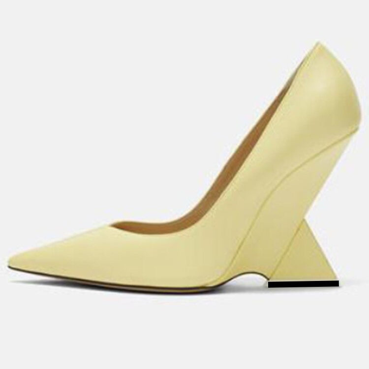 Summer New High Heels Thick Sole Thick Heel Lacquer Leather Shallow Mouth Pointed Fashion Sexy Women's Oversized Shoes S49 yellow