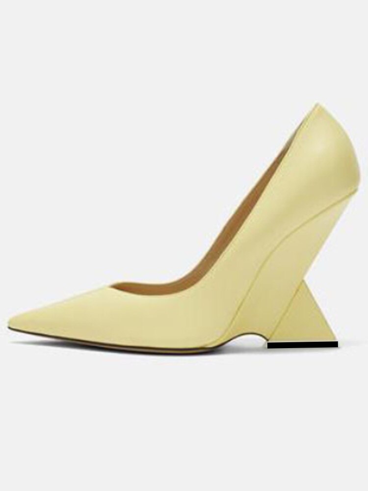 Summer New High Heels Thick Sole Thick Heel Lacquer Leather Shallow Mouth Pointed Fashion Sexy Women's Oversized Shoes S49 yellow