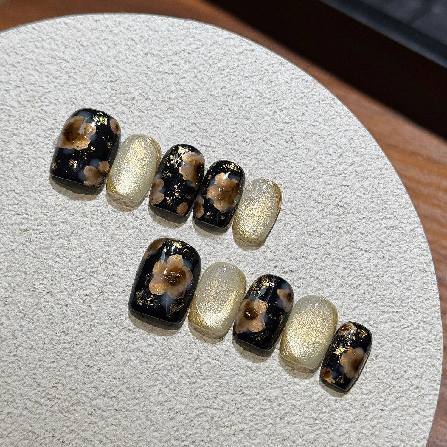 10Pcs Black Cat Eye Fake Nail Cute Stars Handmade Press on Nails Sweet Cool Short Round Wearable Artificial Nails Tips Art Tools 2 M