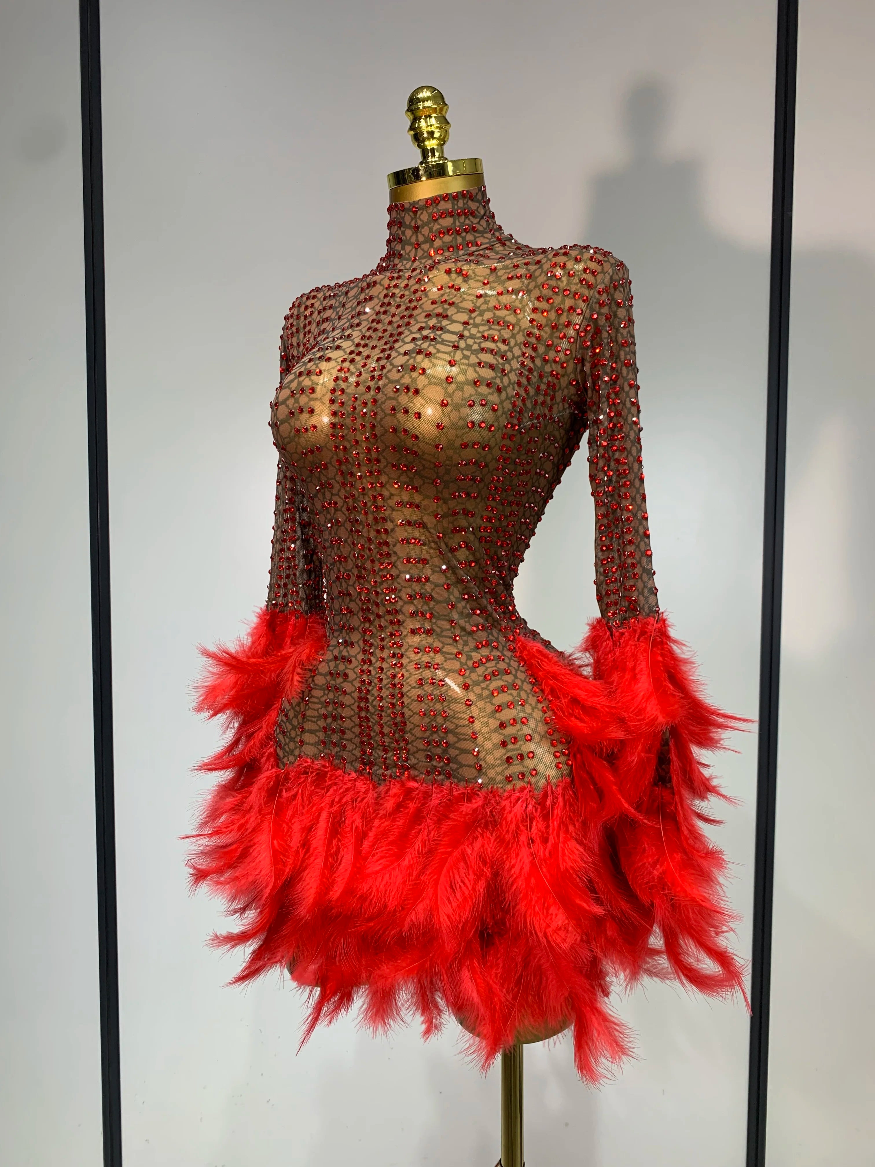 Women Luxury Birthday Dress Rhinestones Mesh Feathers Bodycon Mini Celebrity Evening Club Party Dress Nightclub Stage Outfit