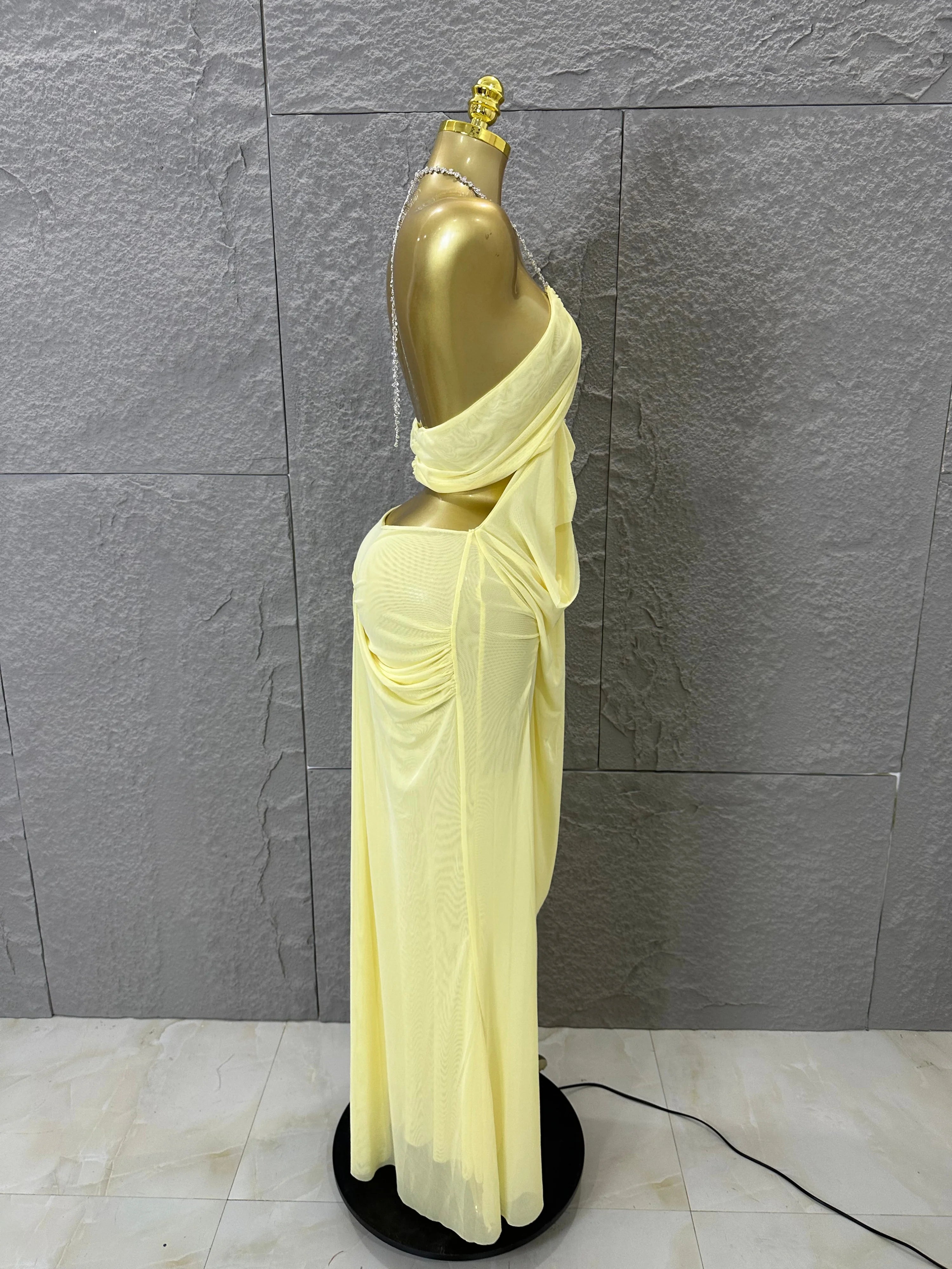 Sexy Halter Neck Maxi Dress Crystal Chain Cutout Ruched Women Sheer Mesh Form Outfit Glamorous Evening Gala Party Costume
