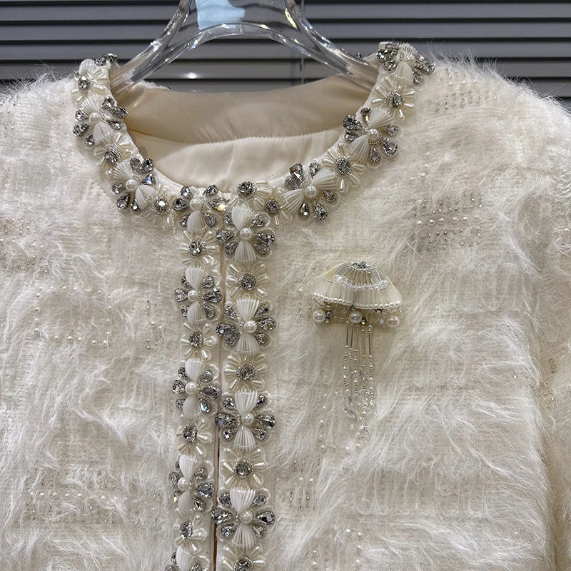 Winter New Fashion Rhinestone Pearl Edge Heavy Industry Cotton Lined Short Coat For Women Elegant Jacket 11A07832