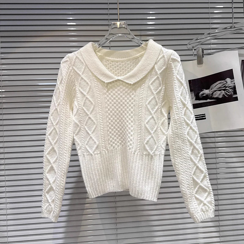 Winter New Fashion Style Lapel Edge Pattern Short Knitted Sweater For Women Solid Color Slim Fit Pullover 11A07925