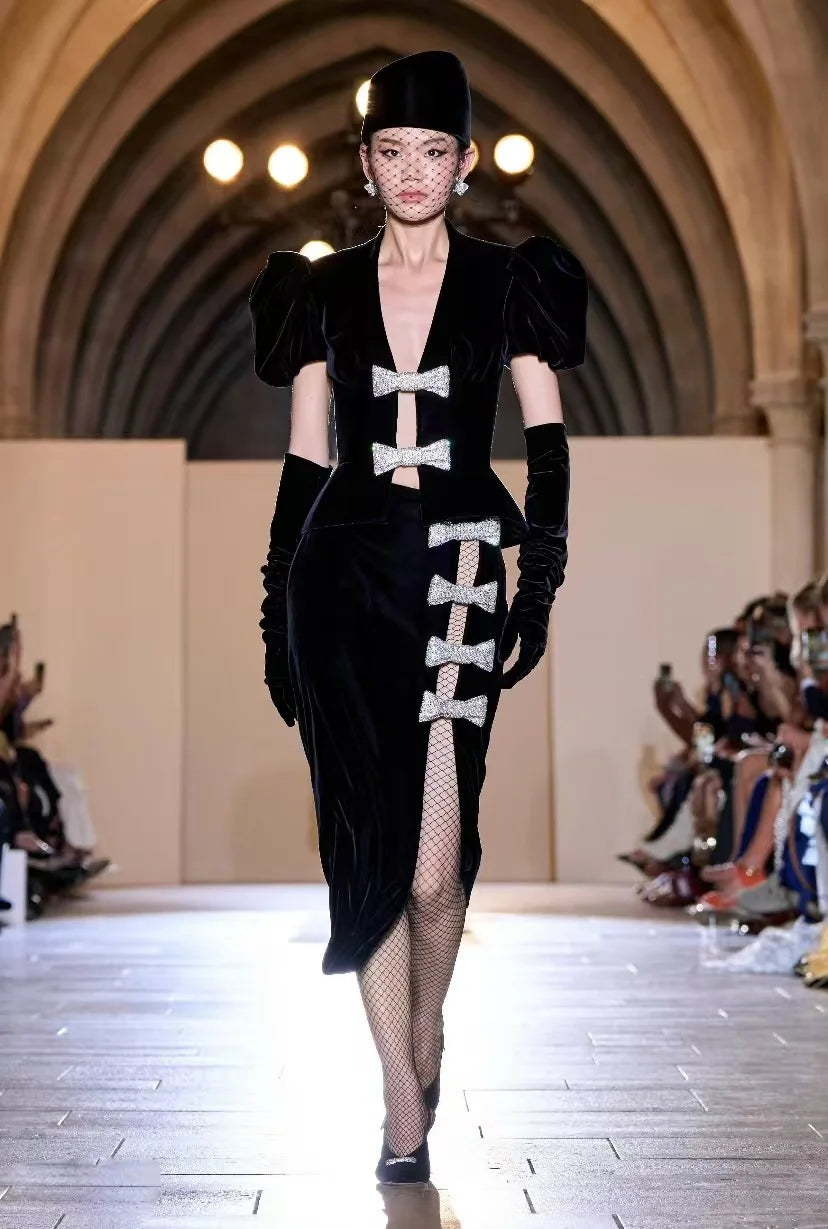 2025 New Fashion Gloves Black Velvet Woman Set Shining Diamond Bows V-Neck Jacket Sexy Hollow out package Hips Skirt Set 2 Piece