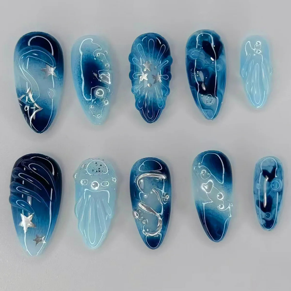 24Pcs Almond Fake Nail with Star and Moon Design Mid-length Round Head Press on False Nails Wearable Full Cover Nail Tips 1148