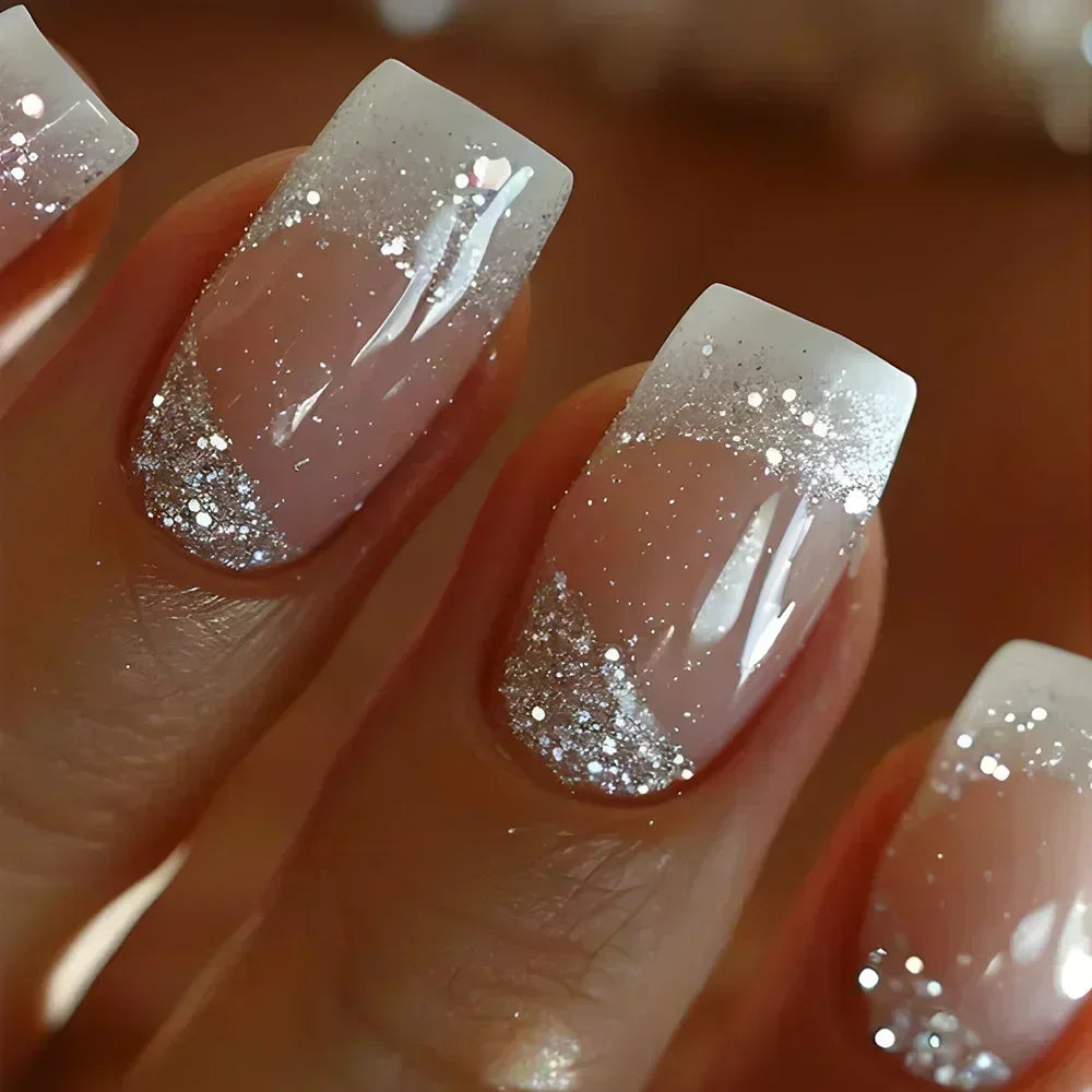 24Pcs Medium Short Square False Nails Glittering Nail Art White Wearable Fake Nail Silver French Full Cover Press on Nail Tips 1