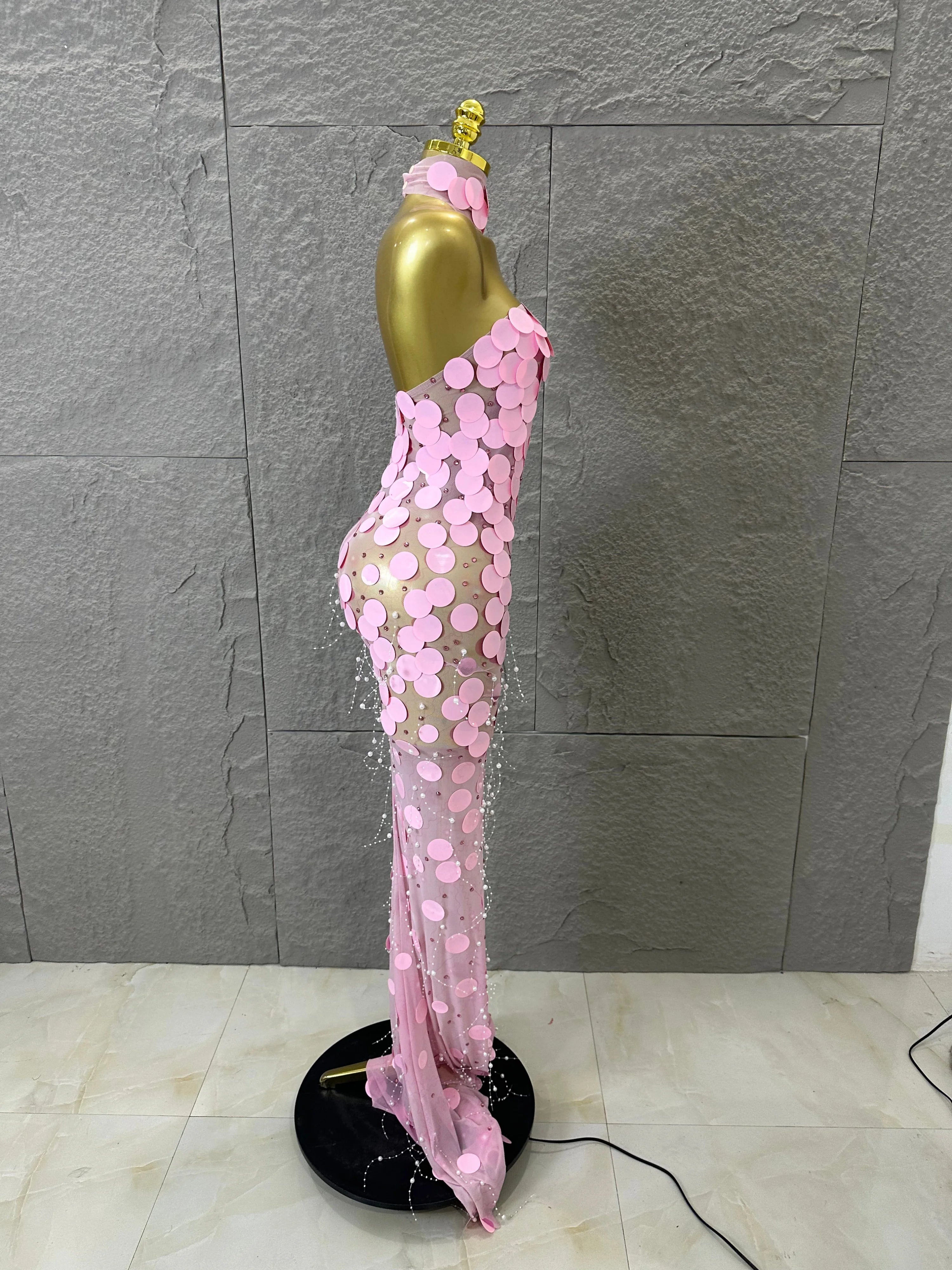 Sexy Pink Halter Neck Slim-fit Maxi Dress Women Pink Disc Pearl Mermaid Outfit Wedding Guest Evening Party Nightclub Costume