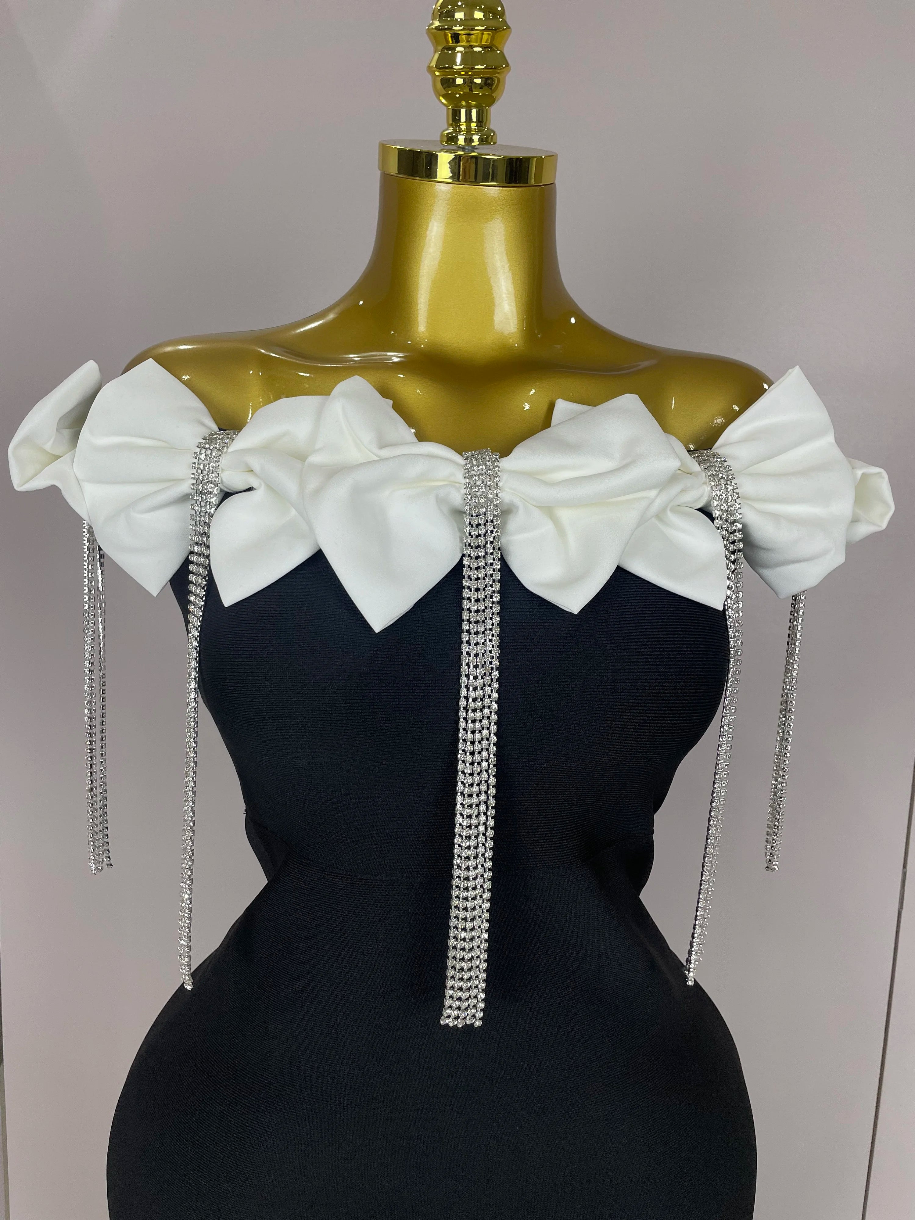 2025 Women Celebrity Sexy Off Shoulder Flower Diamonds Black Bow Tie Maxi Long XL Bandage Dress Elegant Evening Club Party Dress