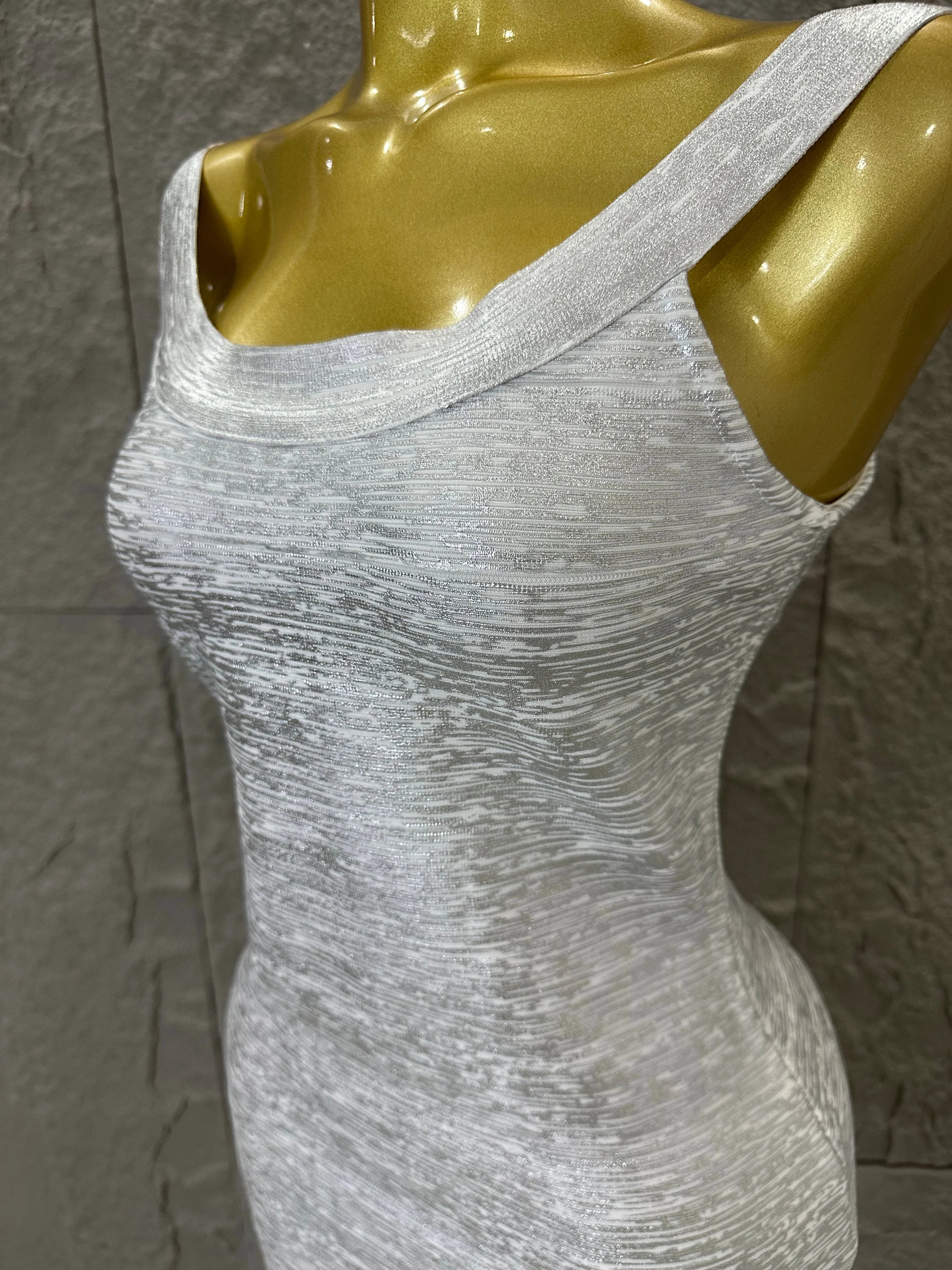 Women Sexy Elegant 2026 Silver Gold Metallic Bandage Mini Dress Women Sleeveless Bodycon Formal Event Cocktail Party Costume