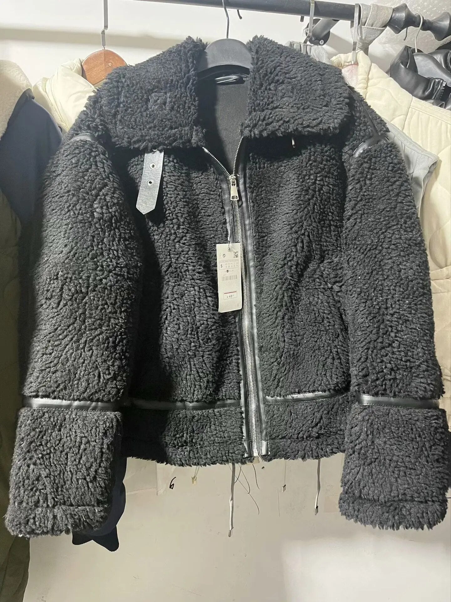 Suninheart Autumn and Winter Faux Fur Jacket with Zipper Women Long Sleeve Warm Jackets Coat Casual Lapel Cold Coat High super good quality 2