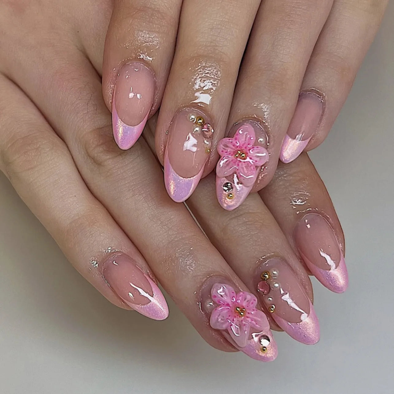 24Pcs 3D Pink Flower Wearable Nail Set Short Almond False Nails French Pearlescent Peach Pink Pearl Diamond Nail with Jelly Glue 2