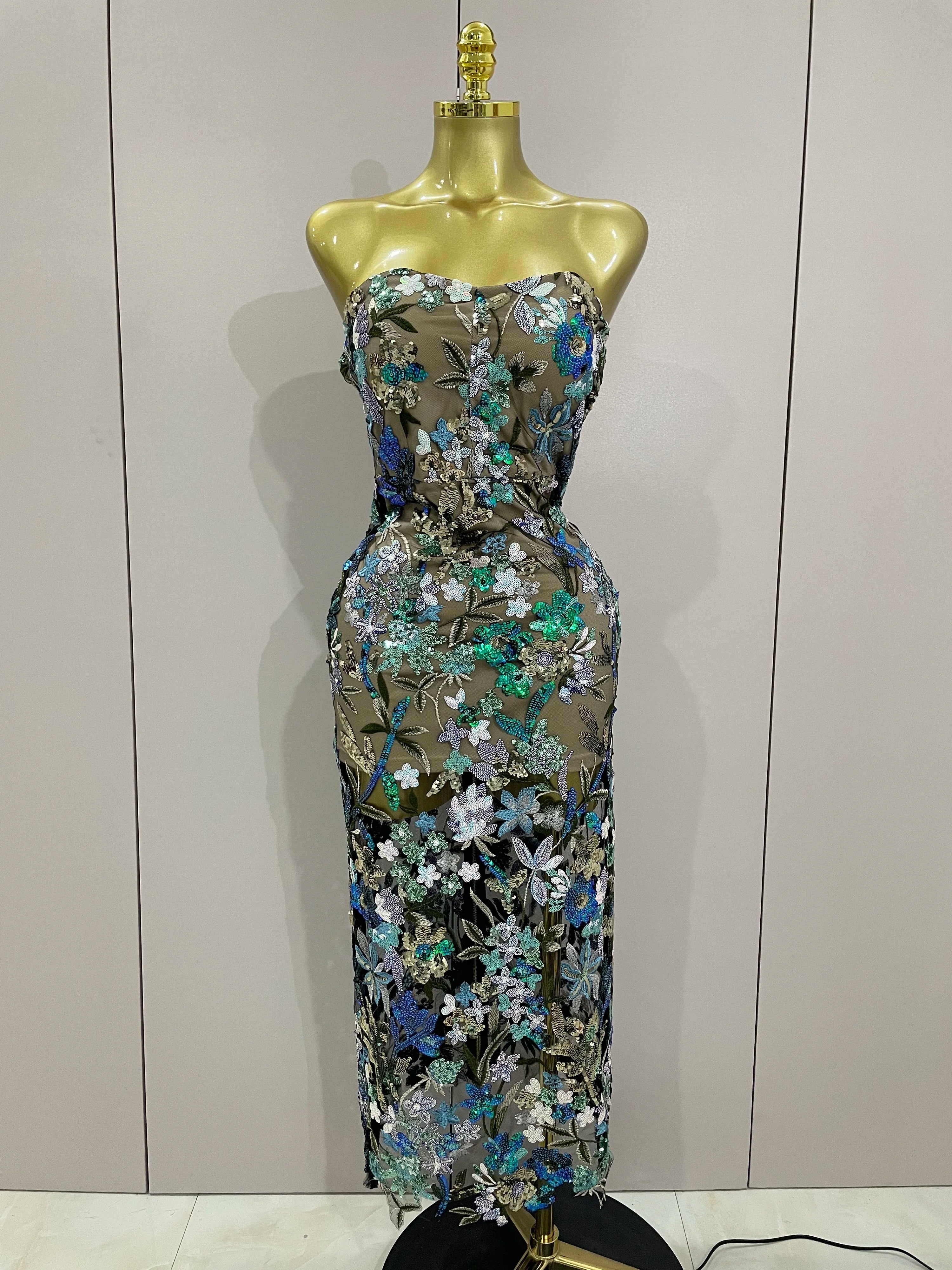 Sexy Strapless Floral Sequin Long Dress 2025 New Women Sequins Flower Backless Long Slim Dress Evening Party Runway Gown Dress Blue