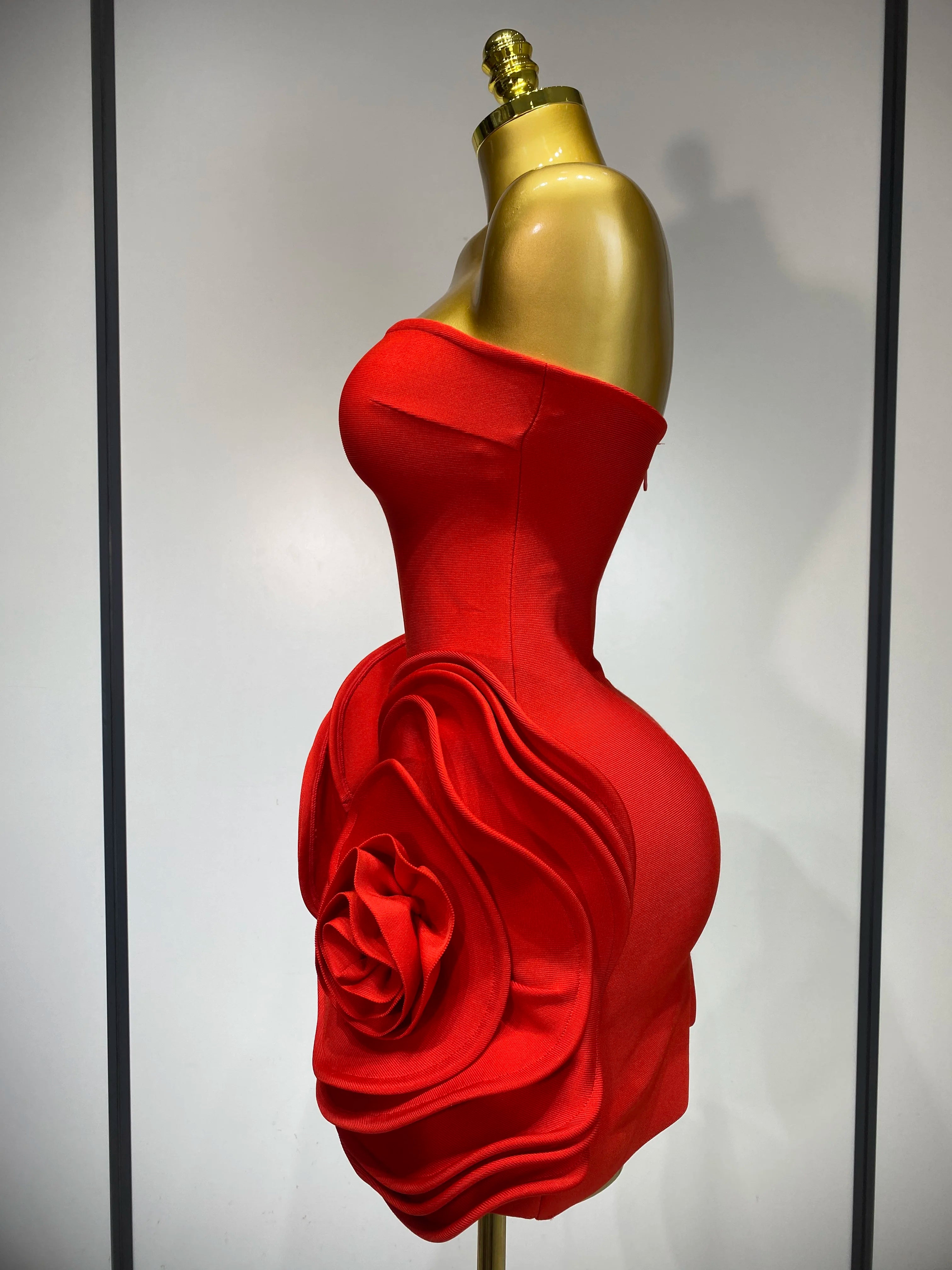 Celebrity Sexy Strapless Backless Flower Red Mini Bodycon Bandage Dress 2025 Knitted Elegant Evening Club Luxury Birthday Dress