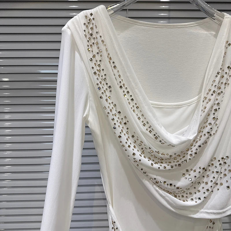 Winter New Light Luxury Style U-Neck Shiny Rhinestone Solid Color Ruched T-Shirt For Women Slim Fit Tops 11A07550