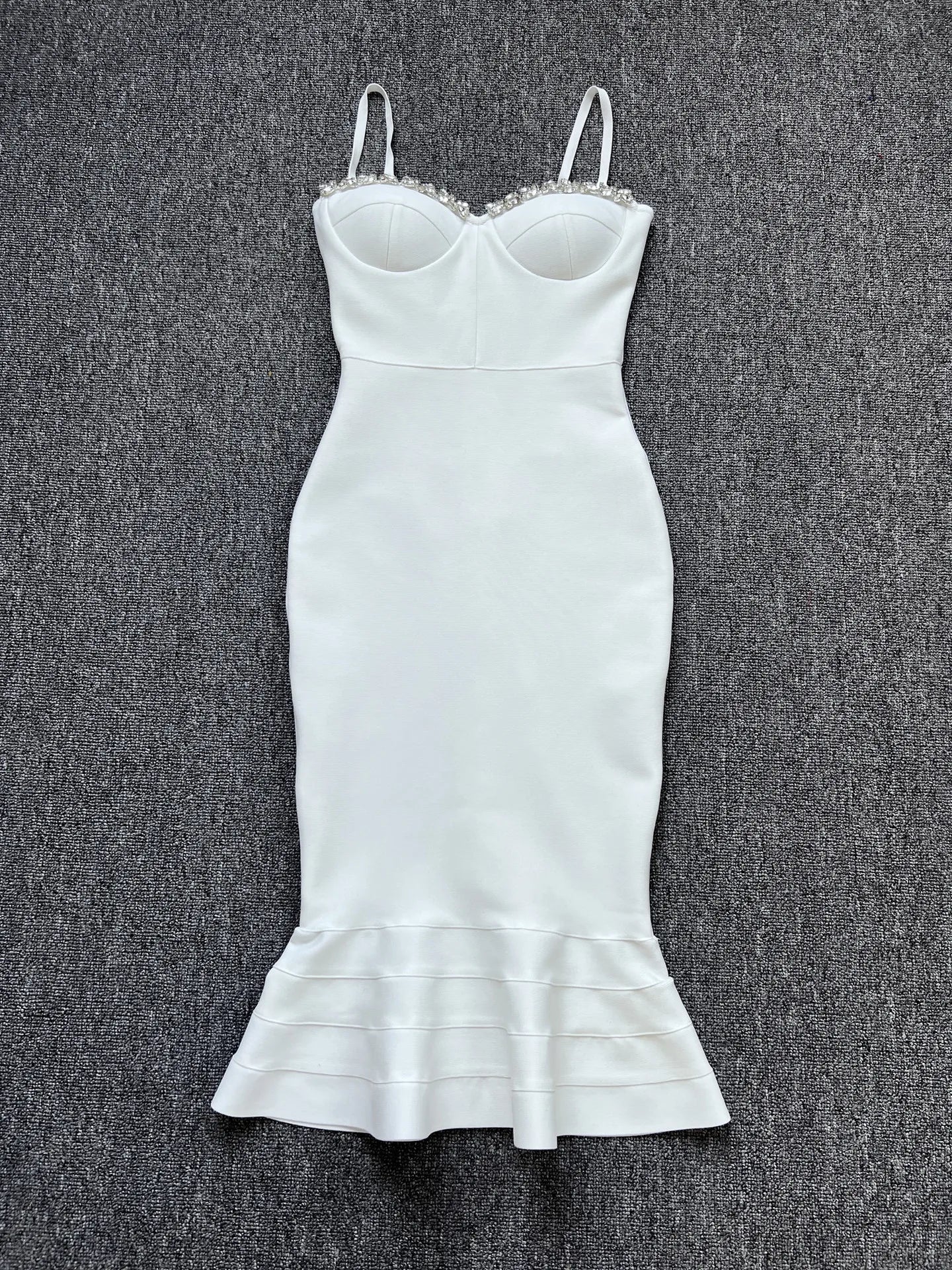 Women Sexy Long Style Fashion Bandage Dress Rayon Backless V Camisole Slim Bodycon Fashion Ruffle Edge Celebrity Party Dress WHITE