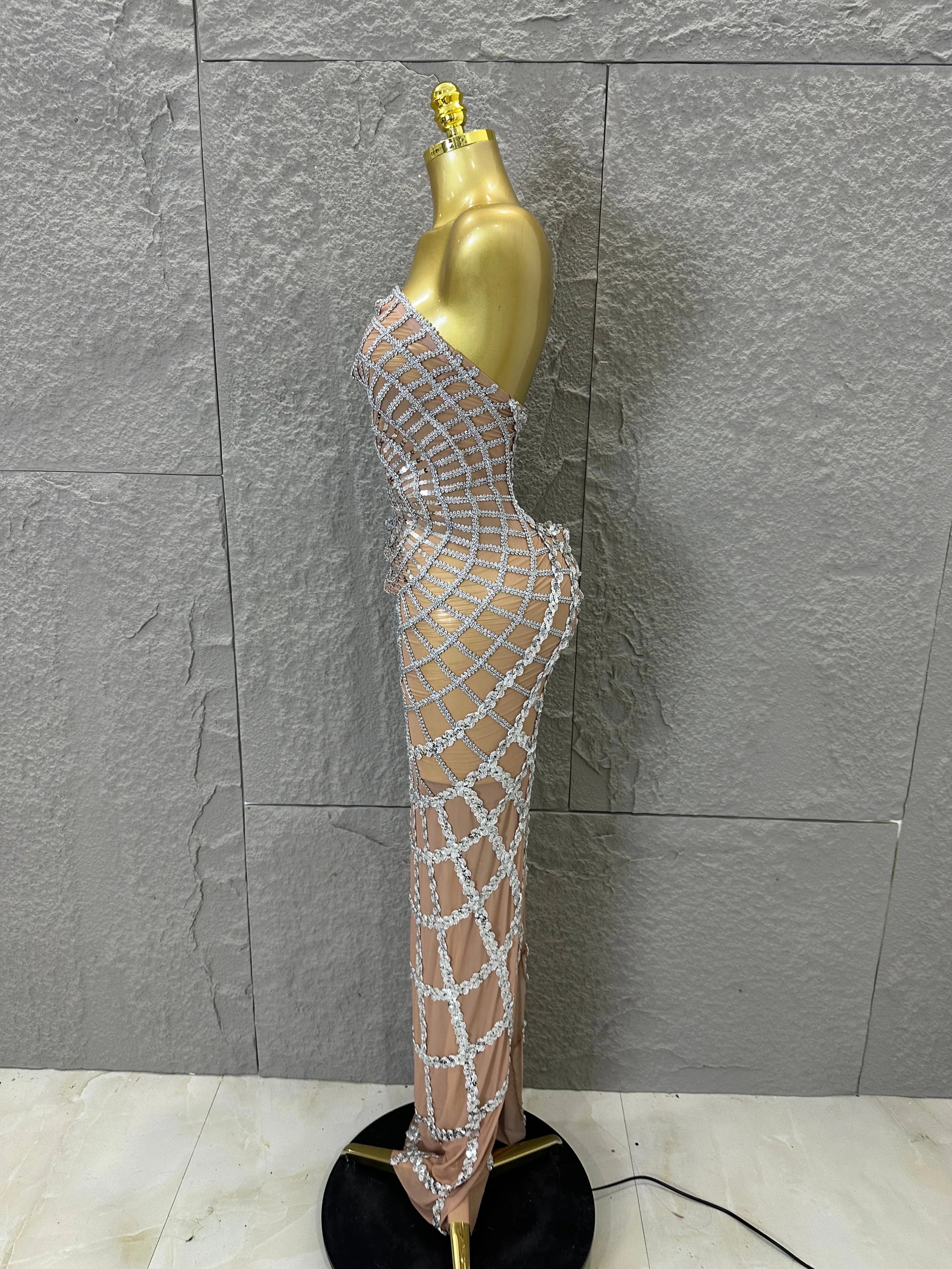 Elegant Sequined Sheer Mesh Maxi Dress Women Sexy Strapless 3D Grid Embellished Bodycon Mermaid Outfit Stage Performance Costume