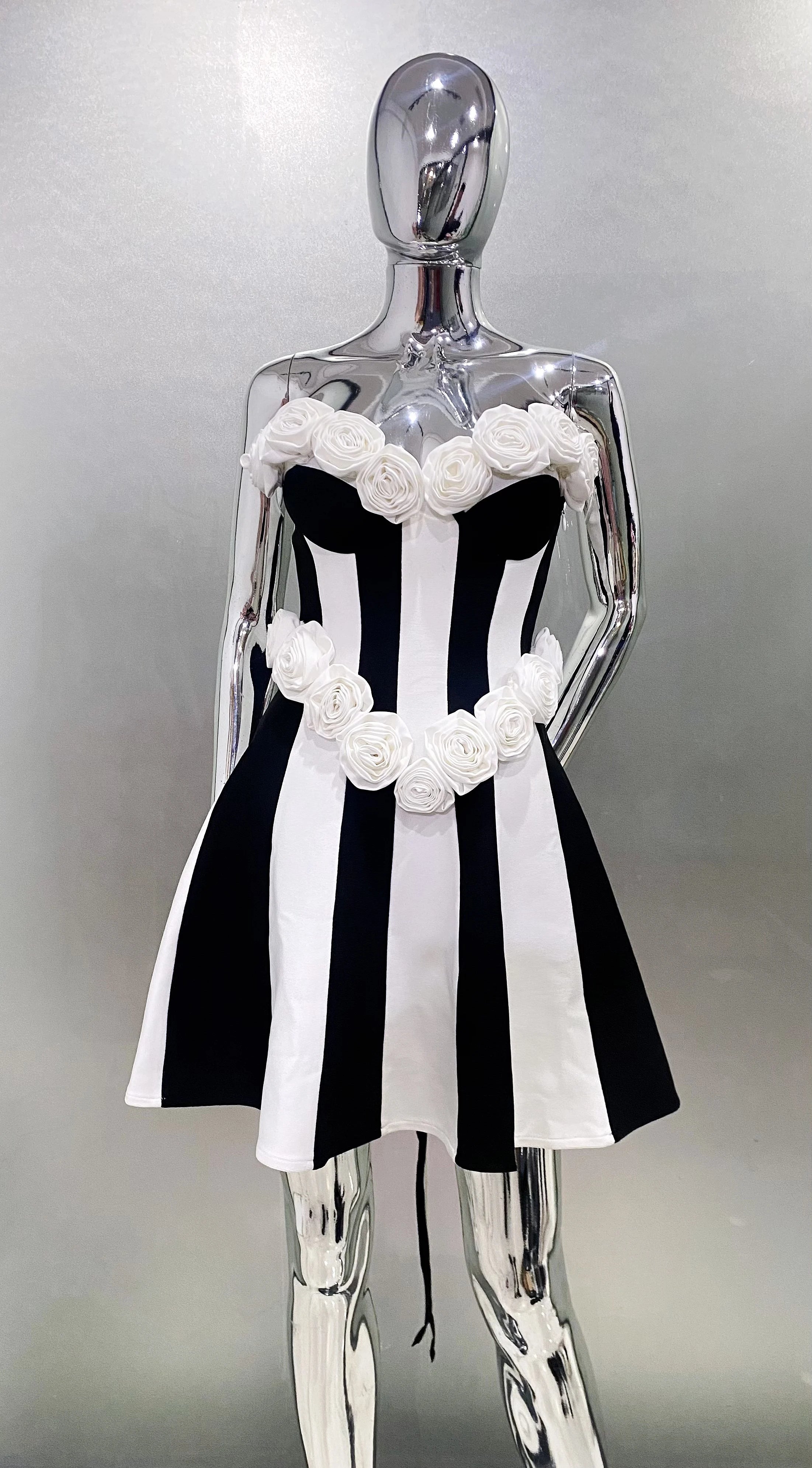 2025 Stereoscopic White Flowers White and Black Bandage Mini Dress Sweet Woman Birthday Party Vestido Celebrity Party outfit! stripe