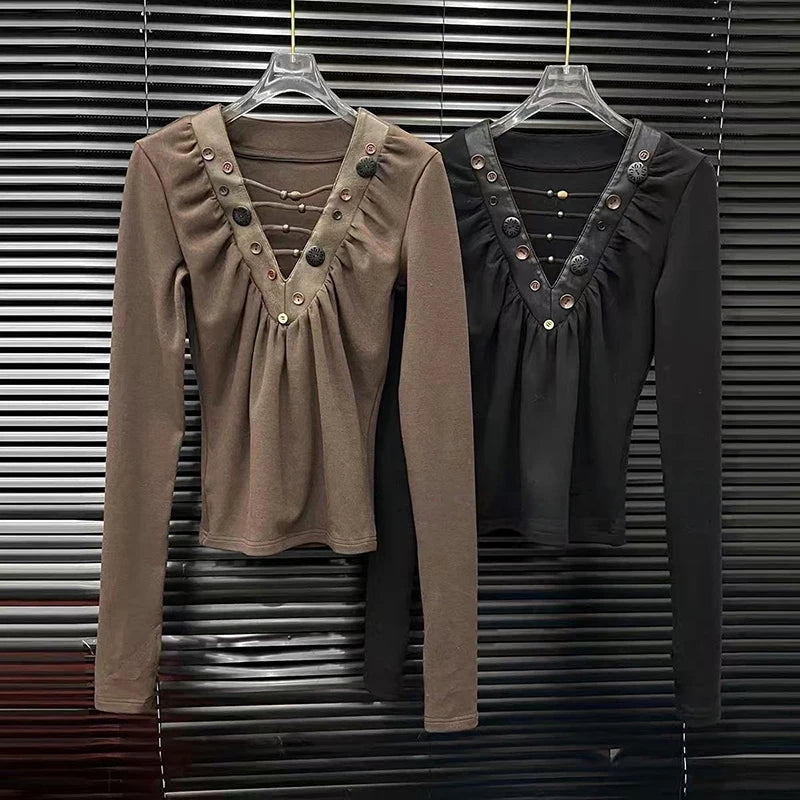 Autumn Winter New Handmade Button Decorated T-Shirt For Women Casual Fashion Versatile Base Layer V-Neck Top 11A07904