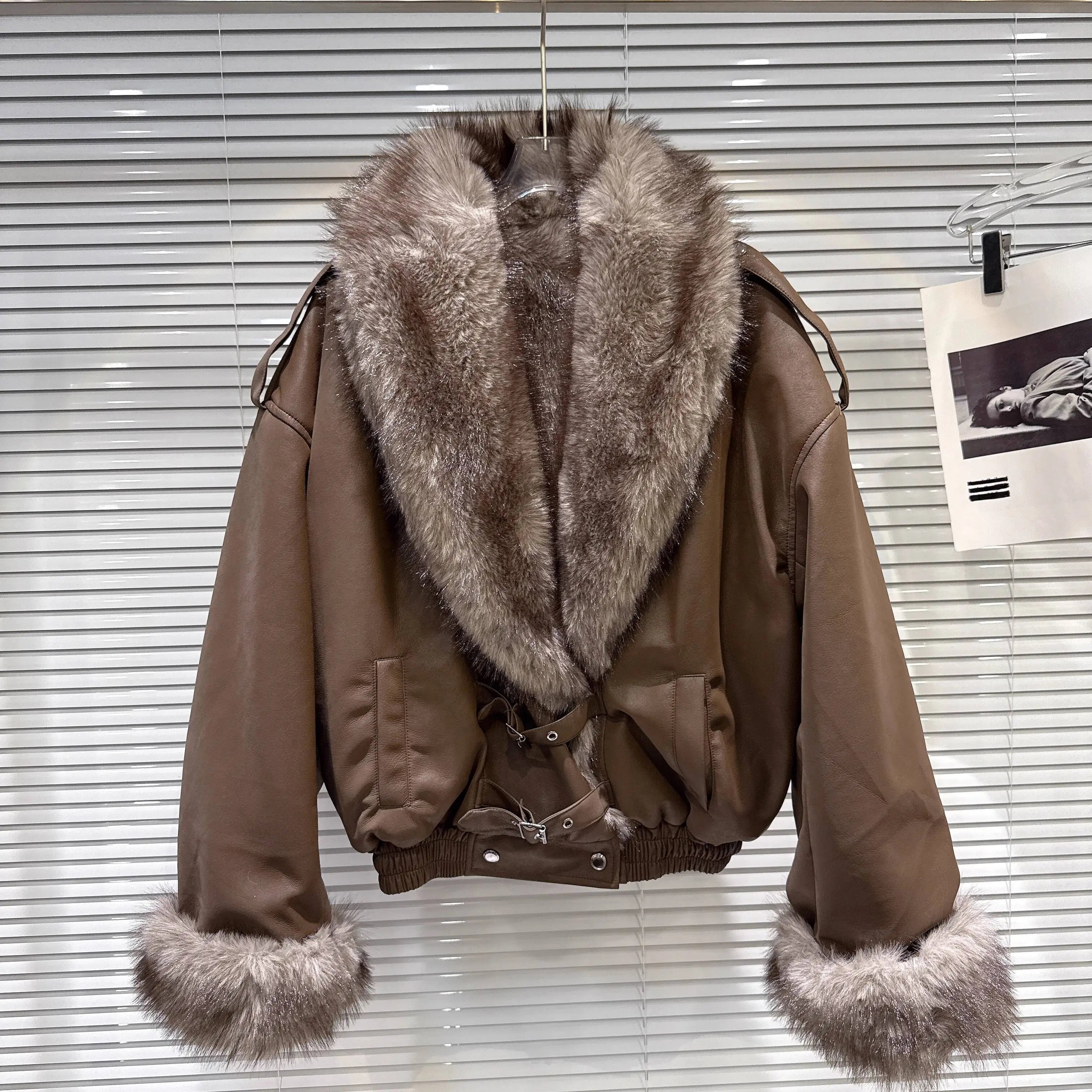 Winter New Fashion Street Style Big Fur Collar PU Leather Jacket For Women Loose With Fur Lining Coat Female 11A07643 Brown One Size