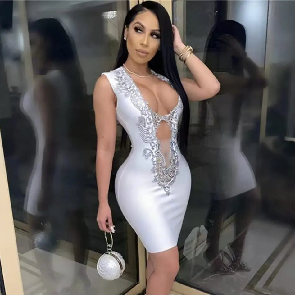 White Color Women Sleeveless Sexy V-Neck Bodycon Mini Bandage Dress Fashion Celebrate Nightclub Party Birthday Outfit