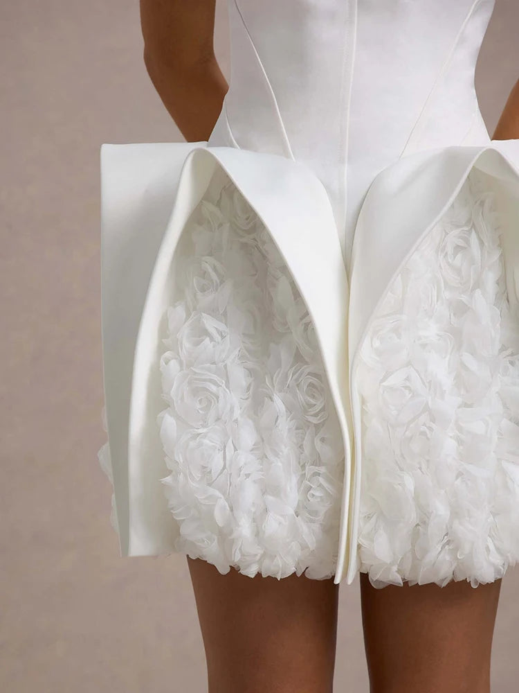 Chic Strapless White Mini Dress with Exquisite Floral Embellishments for Wedding-Related Function Gown