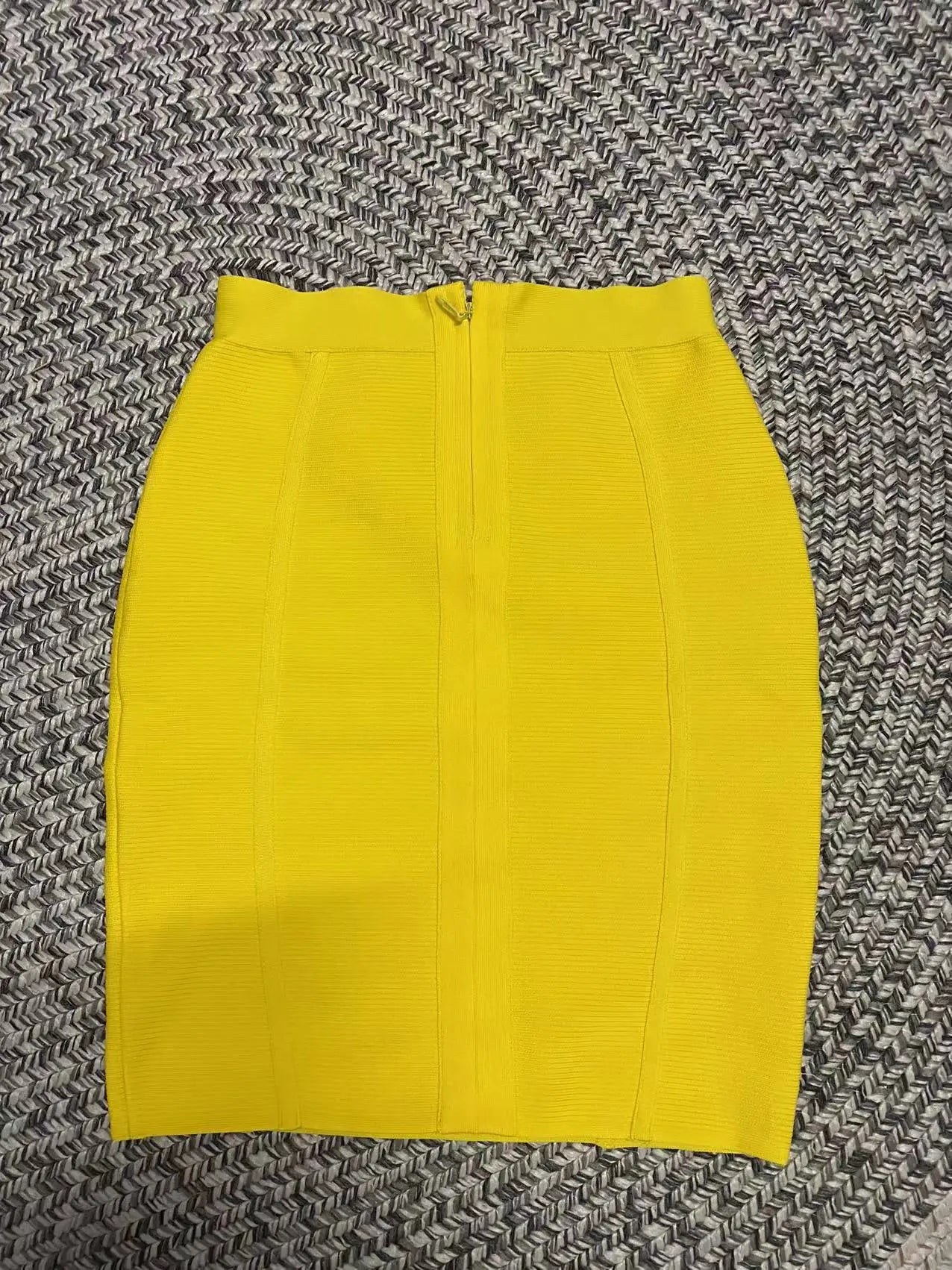 Yellow Color Women Sexy Bodycon Mini Skirt Rayon Bandage Fashion Nightclub Party Wear Celebrate Skirts High Quality