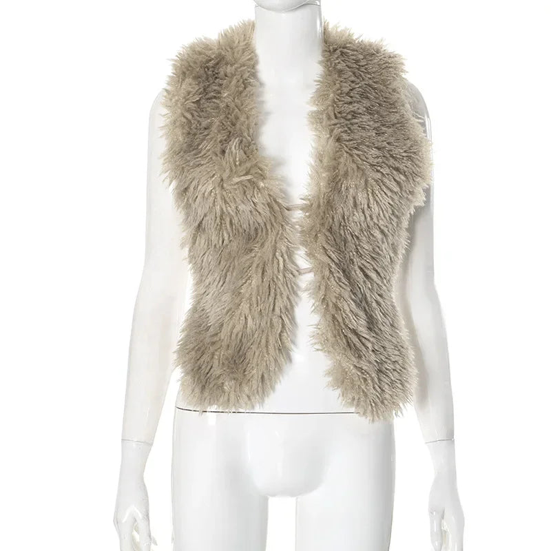 Women V-neck Sleeveless Tassel Tops Vests Coats 2025 Winter Fur Collar Halter Backless Keep Warm Wool Jackets Outcoat Khaki