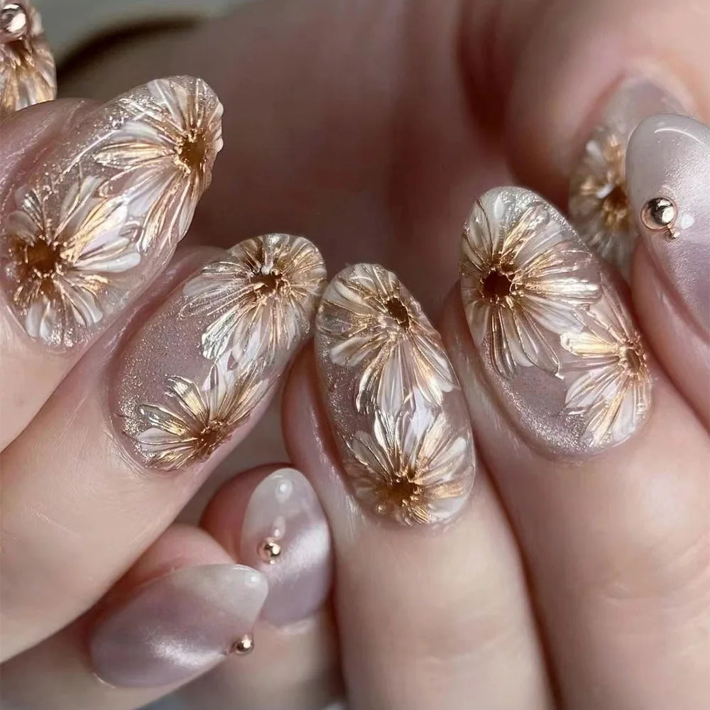 24Pcs Short Round Fake Nails with Gilding Flower Design Wearable Almond False Nails Tips Golden Lines Detachable Press on Nails 3314