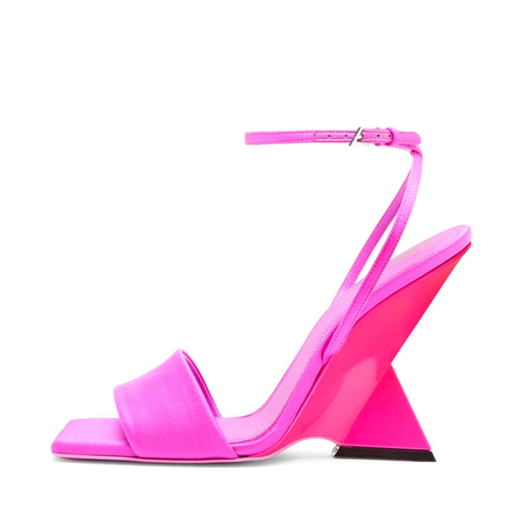 Summer New High Heels Thick Sole Thick Heel Lacquer Leather Shallow Mouth Pointed Fashion Sexy Women's Oversized Shoes