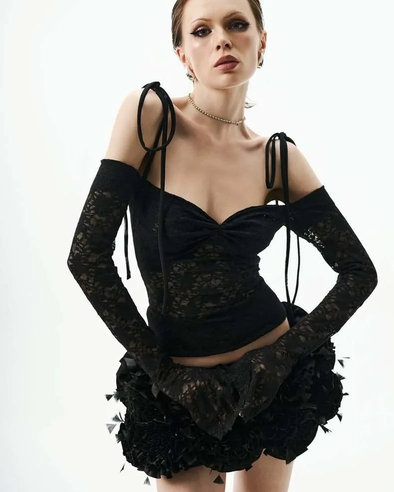 Sweet Fairy-Tale White & Red Off-Shoulder Lace & Puff Skirt Dress Outfit for Themed Parties black