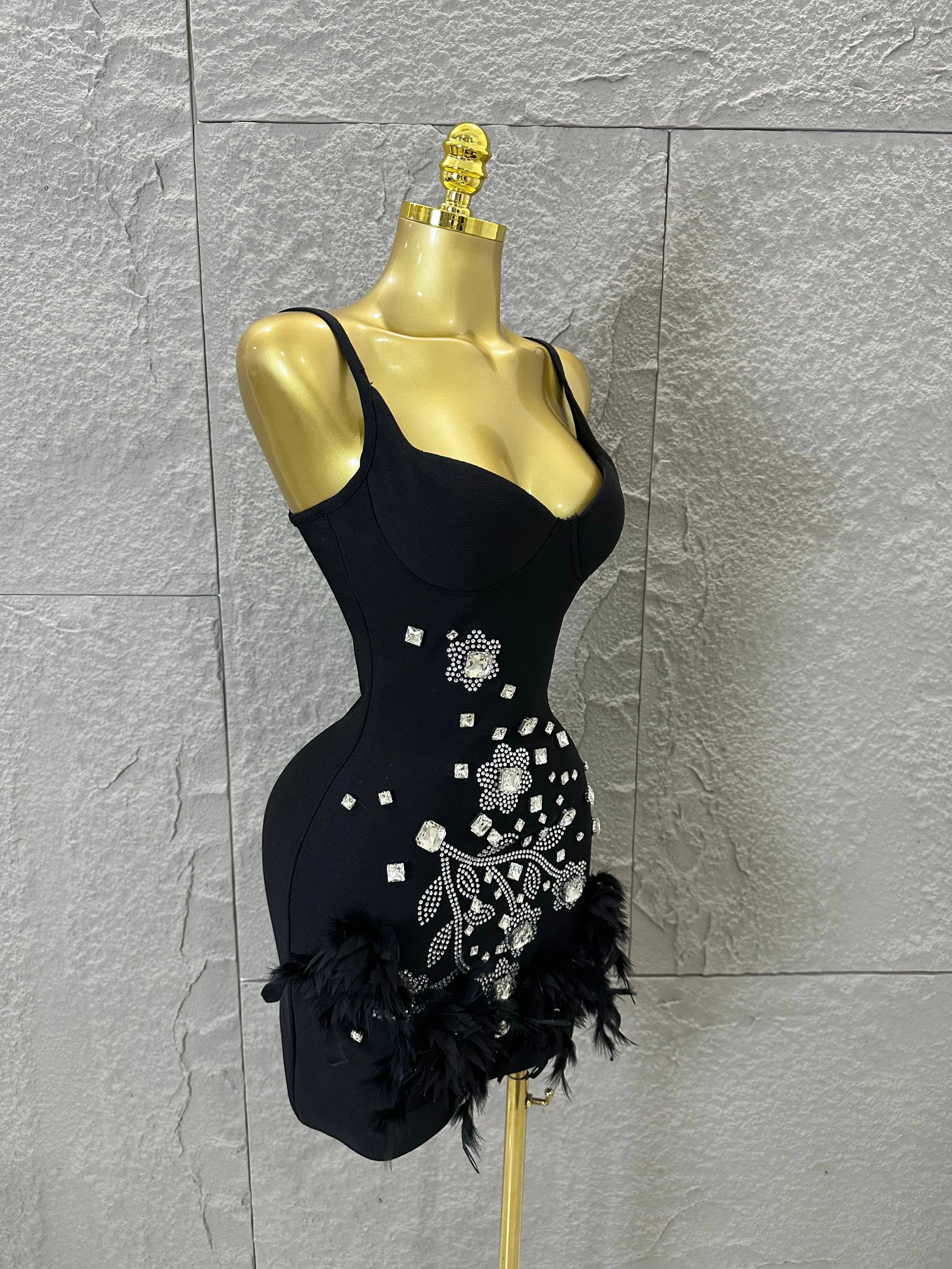 Elegant Red Spaghetti Strap Mini Dress Women Sexy Sweetheart Neck Crystal & Feather Form-Fitting Outfit Formal Event Costume