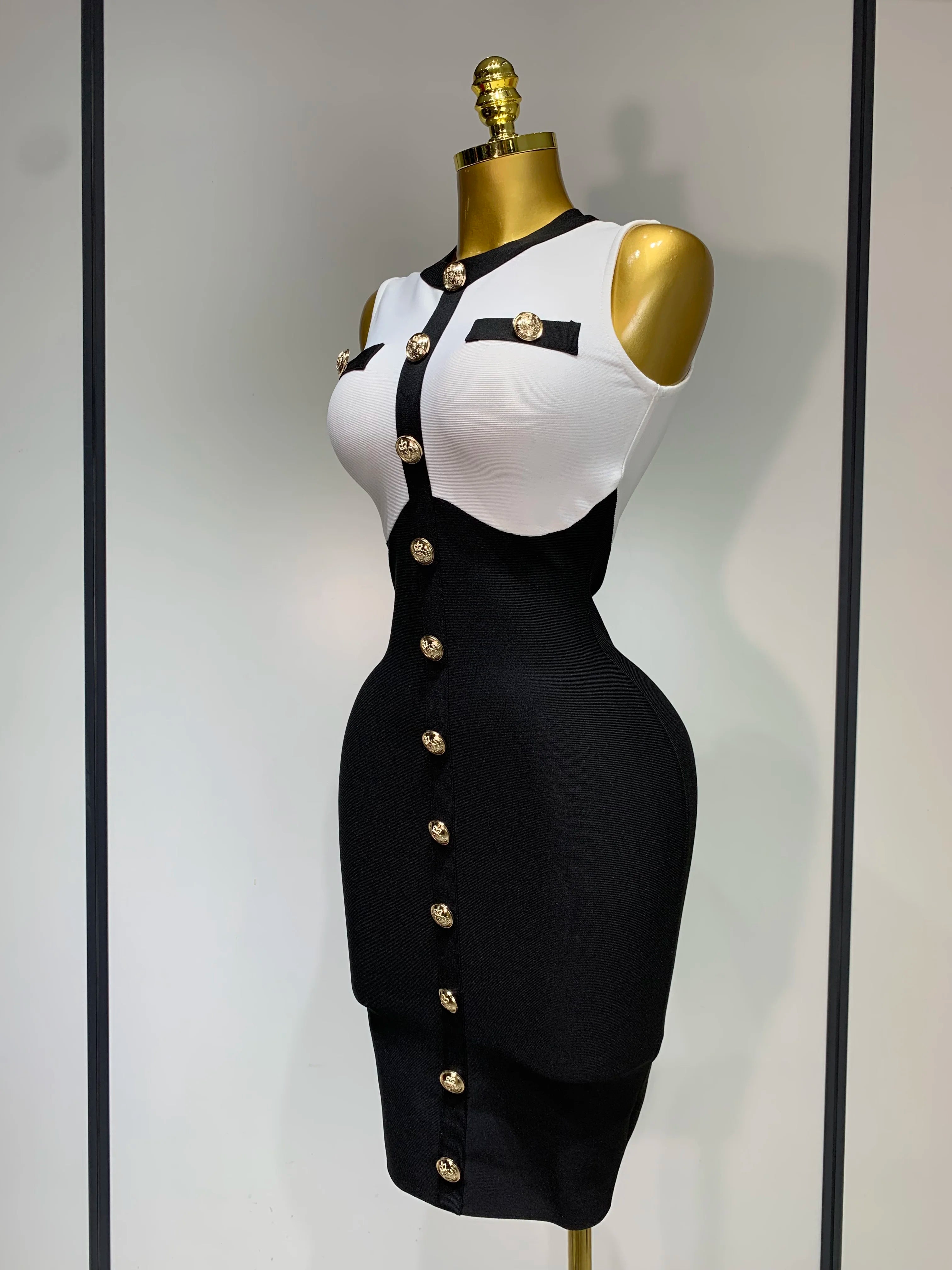 2025 New Arrivals Fashionable Women Bandage Golden Buttons White Black Patchwork Sleeveless Bodycon Elegant Party Dresses