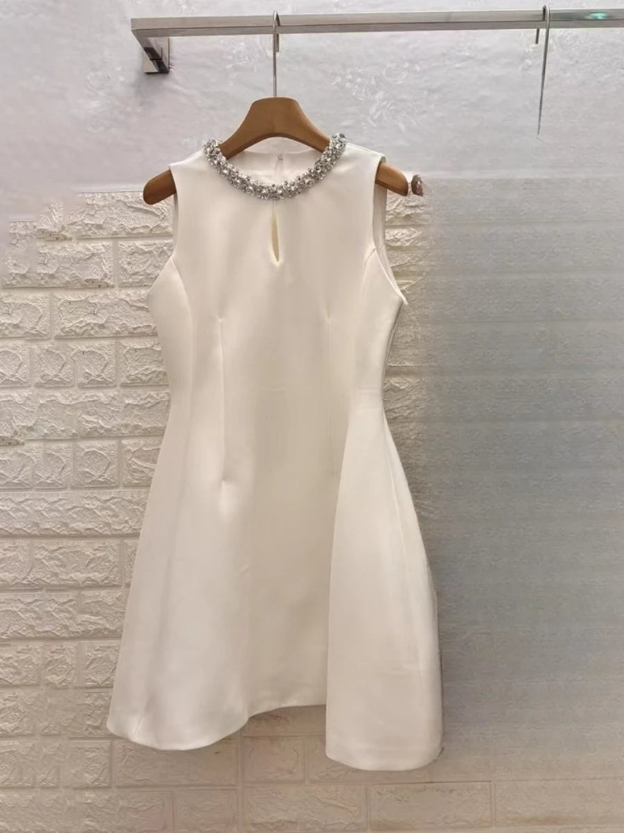 Solid Slimming Spliced Bead Elegant Dresses for Women Round Neck Sleeveless Hollow Out Patchwork Folds Dress Female WHITE